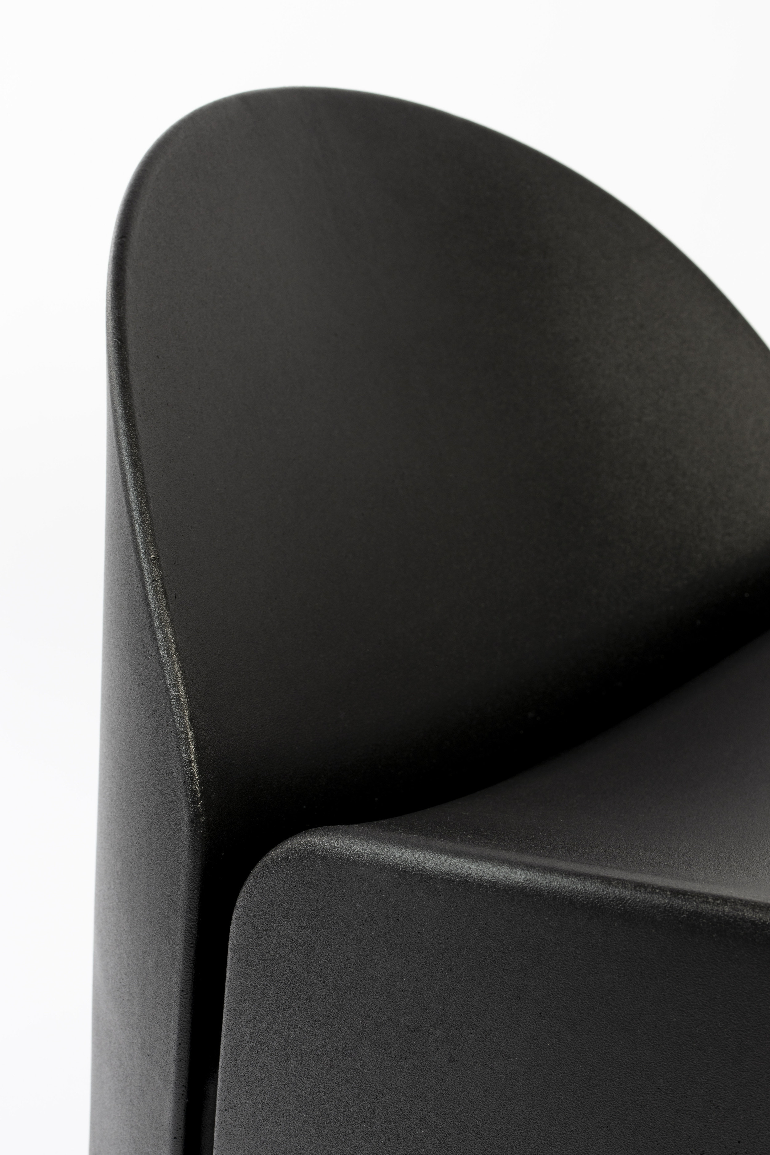 Zuiver Outdoor Fauteuil 'Bloom' kleur Zwart
