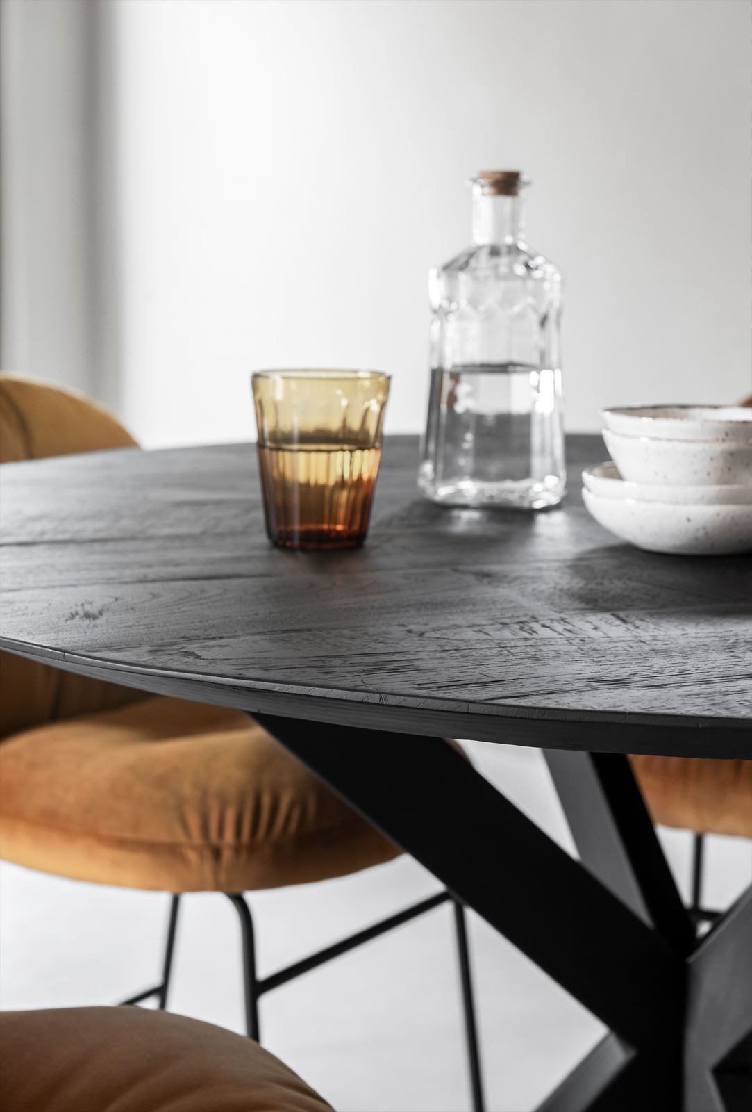 DTP Home Ronde Eettafel 'Shape' Teakhout, 150cm, kleur Zwart