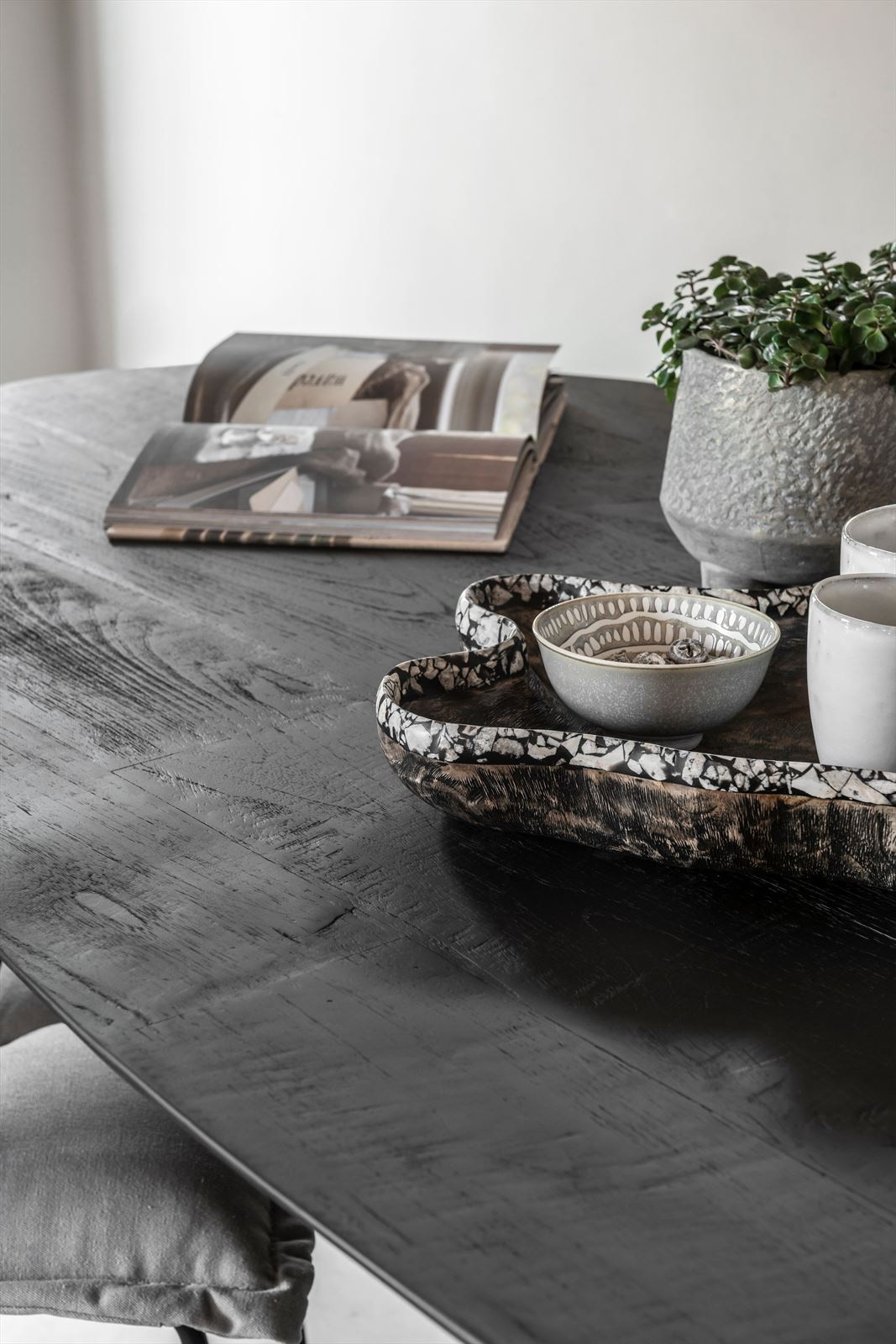 DTP Home Ovale Eettafel 'Shape' Teakhout, 280 x 120cm, kleur Zwart
