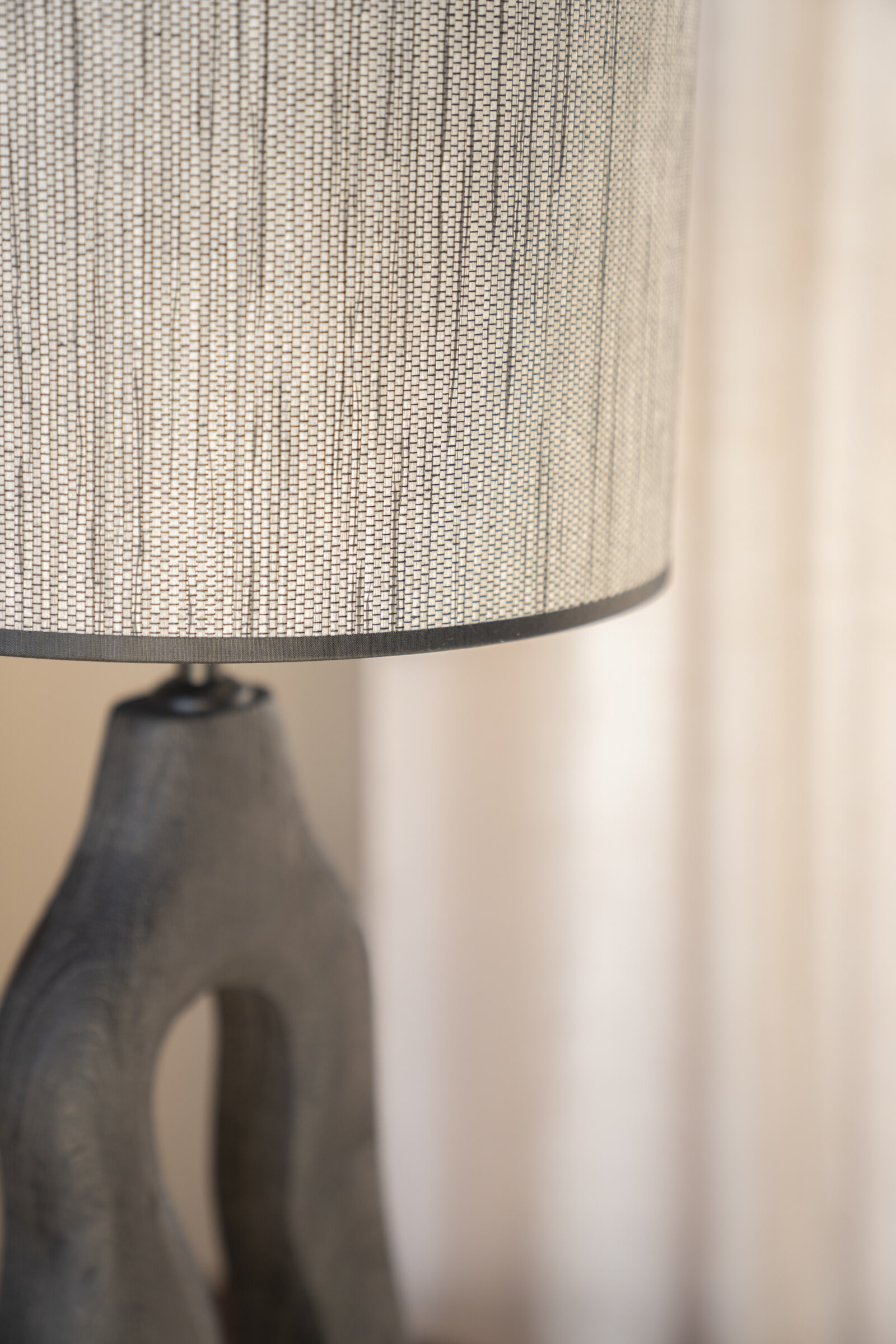 By-Boo Tafellamp 'Shiboo' Hout, 63cm hoog, kleur Zwart