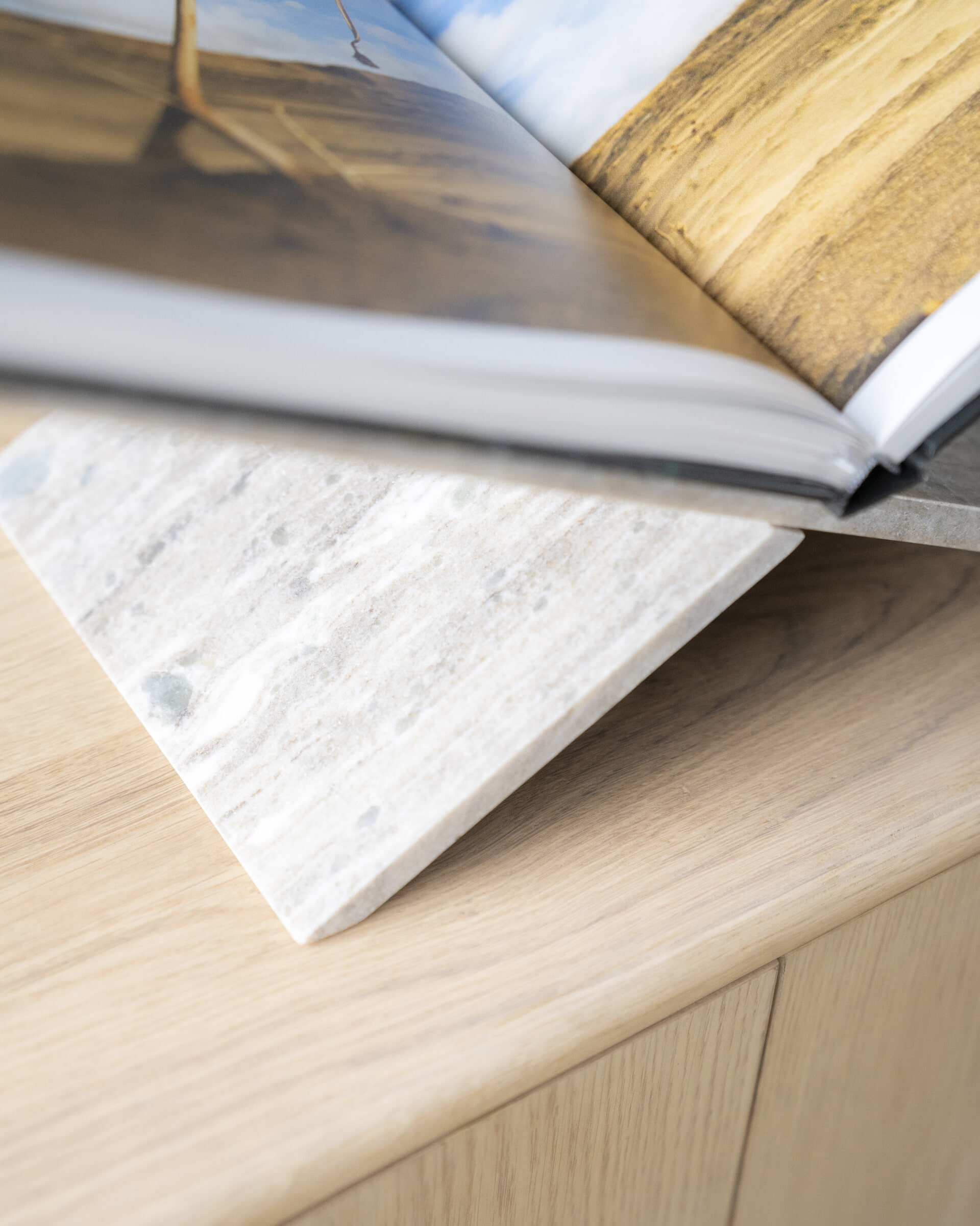 By-Boo Boekenstandaard 'Tsun' Marmer