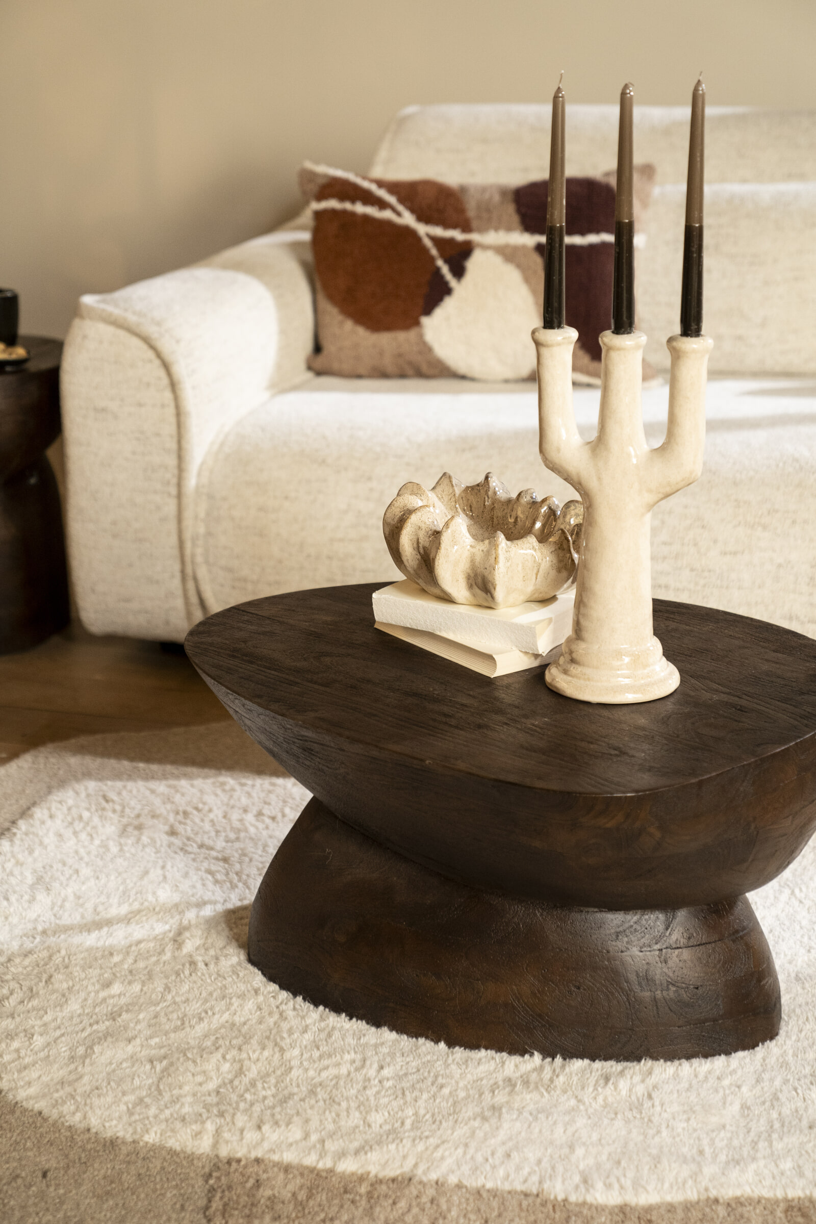 By-Boo Salontafel 'Cobble' Mangohout, 75 x 59cm, kleur Bruin