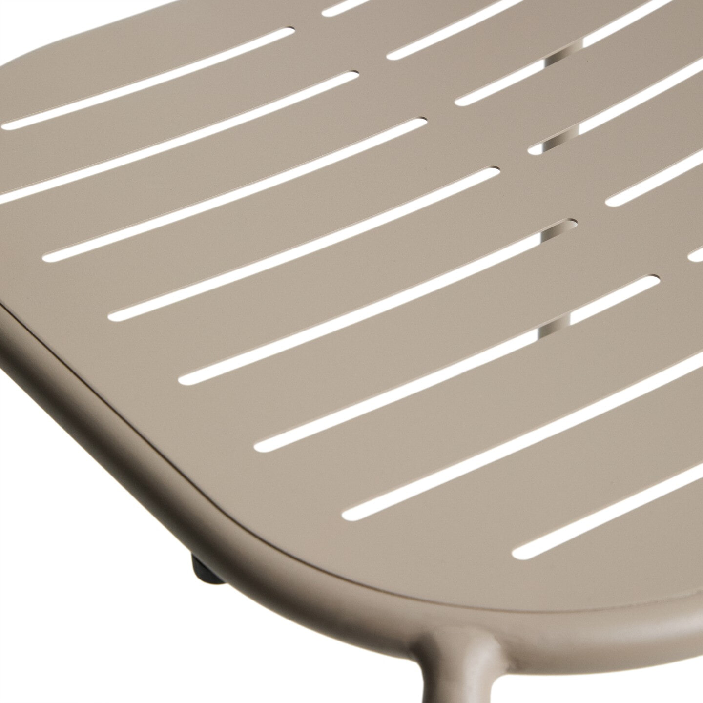 Kave Home Tuinstoel 'Brai' Staal, kleur Beige