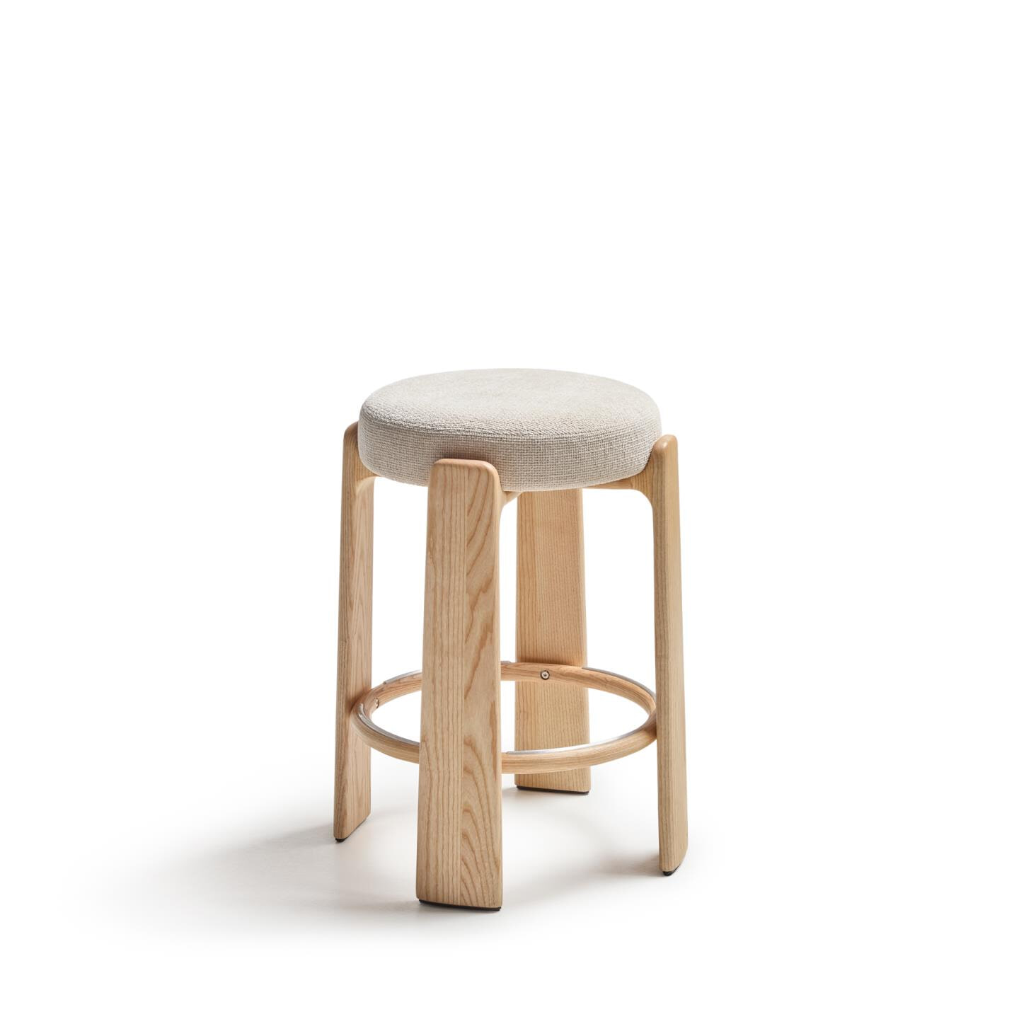 Kave Home Kruk 'Granite' Chenille en naturel essenhout, kleur Beige