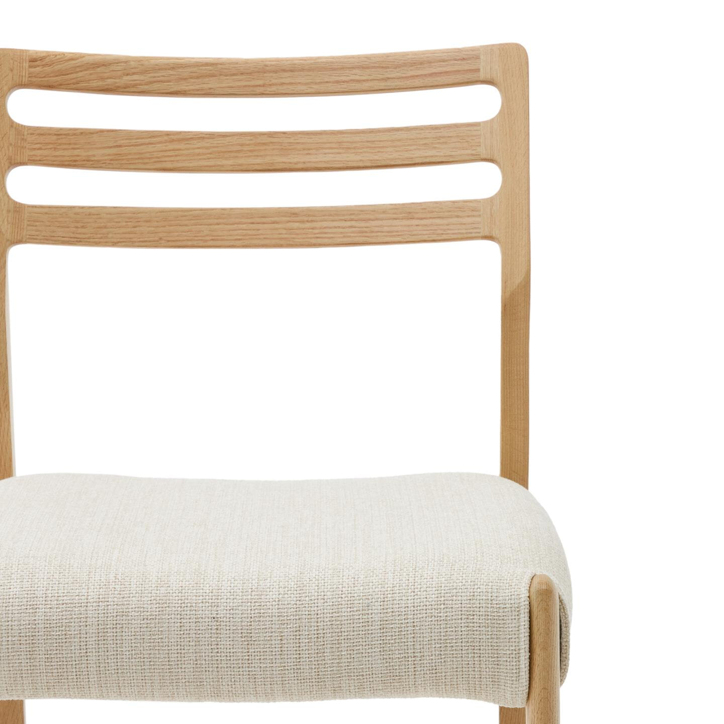 Kave Home Eetkamerstoel 'Cudia' Eikenhout en chenille, kleur Naturel