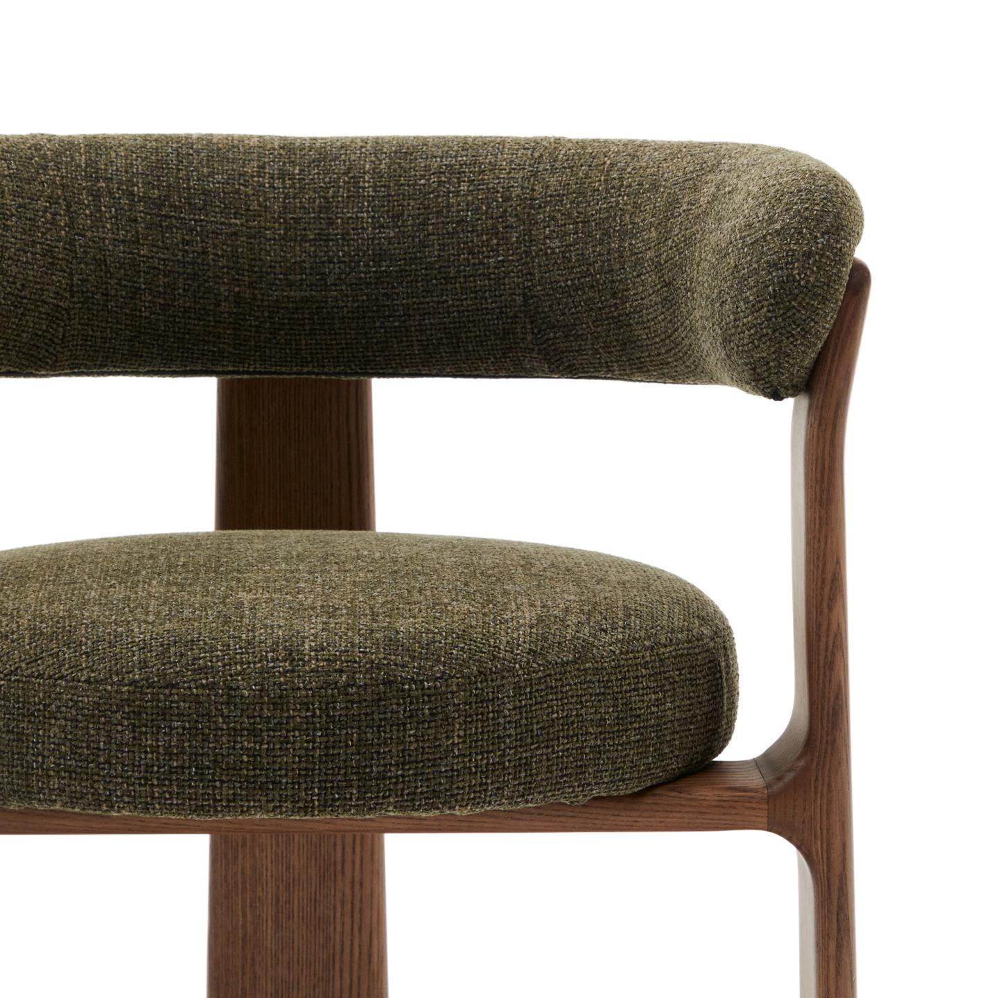 Kave Home Eetkamerstoel 'Granite' Chenille en essenhout, kleur Groen/Bruin
