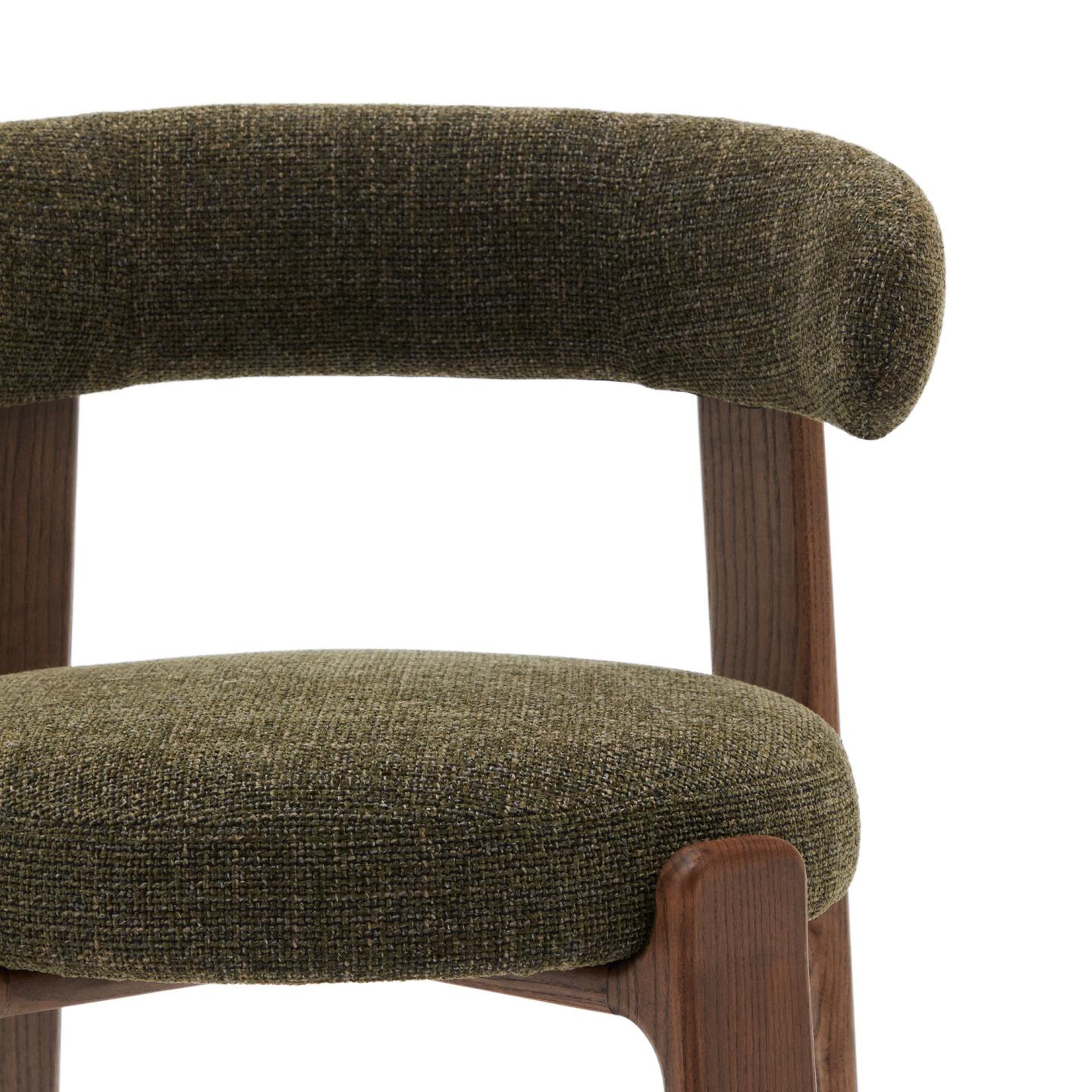 Kave Home Eetkamerstoel 'Granite' Chenille en essenhout, kleur Groen/Bruin