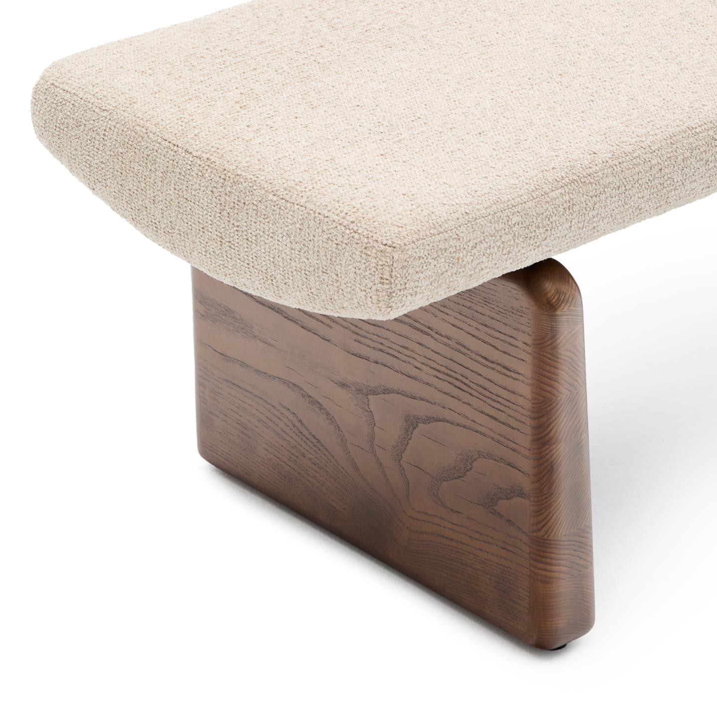 Kave Home Bankje 'Topaz' Chenille en essenhout, 150cm, kleur Bruin