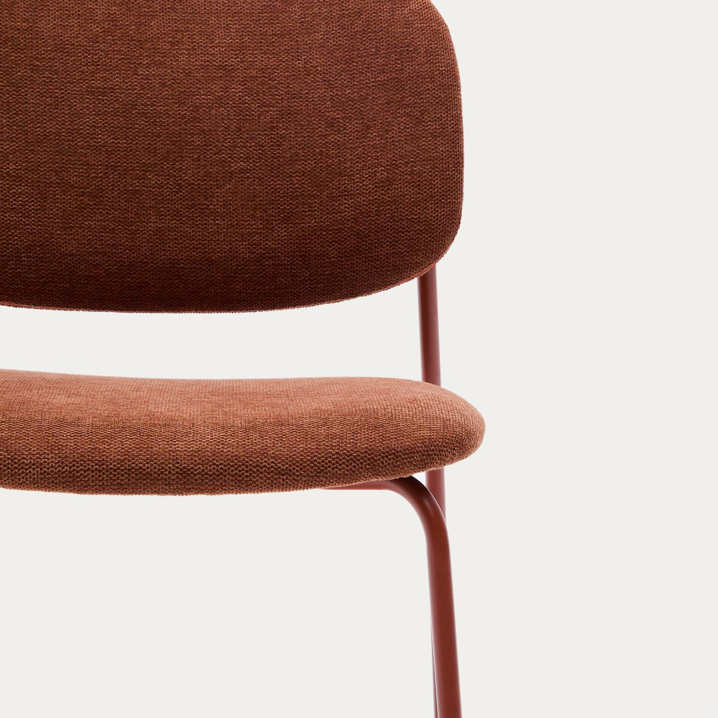 Kave Home Eetkamerstoel 'Meli' Chenille, kleur Terracotta