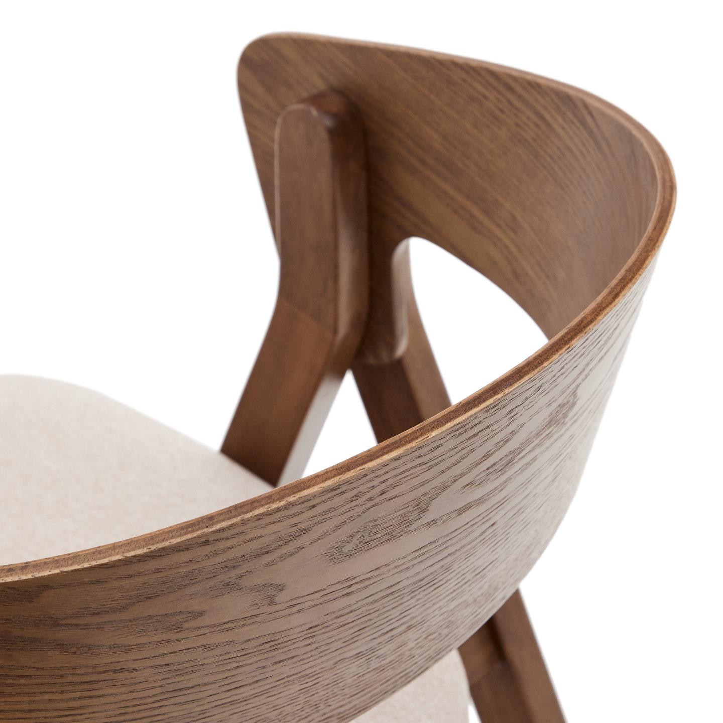 Kave Home Eetkamerstoel 'Godia' Chenille en hout, kleur Beige/Wengé