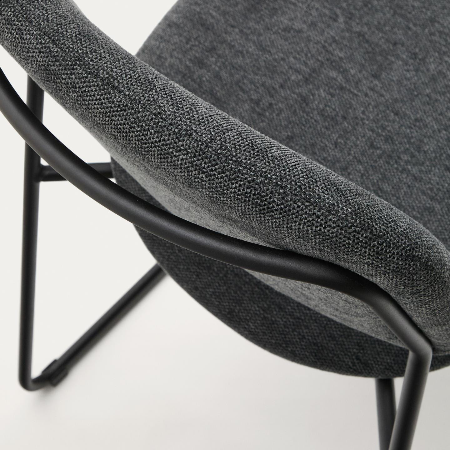 Kave Home Eetkamerstoel 'Meli' Chenille, kleur Donkergrijs