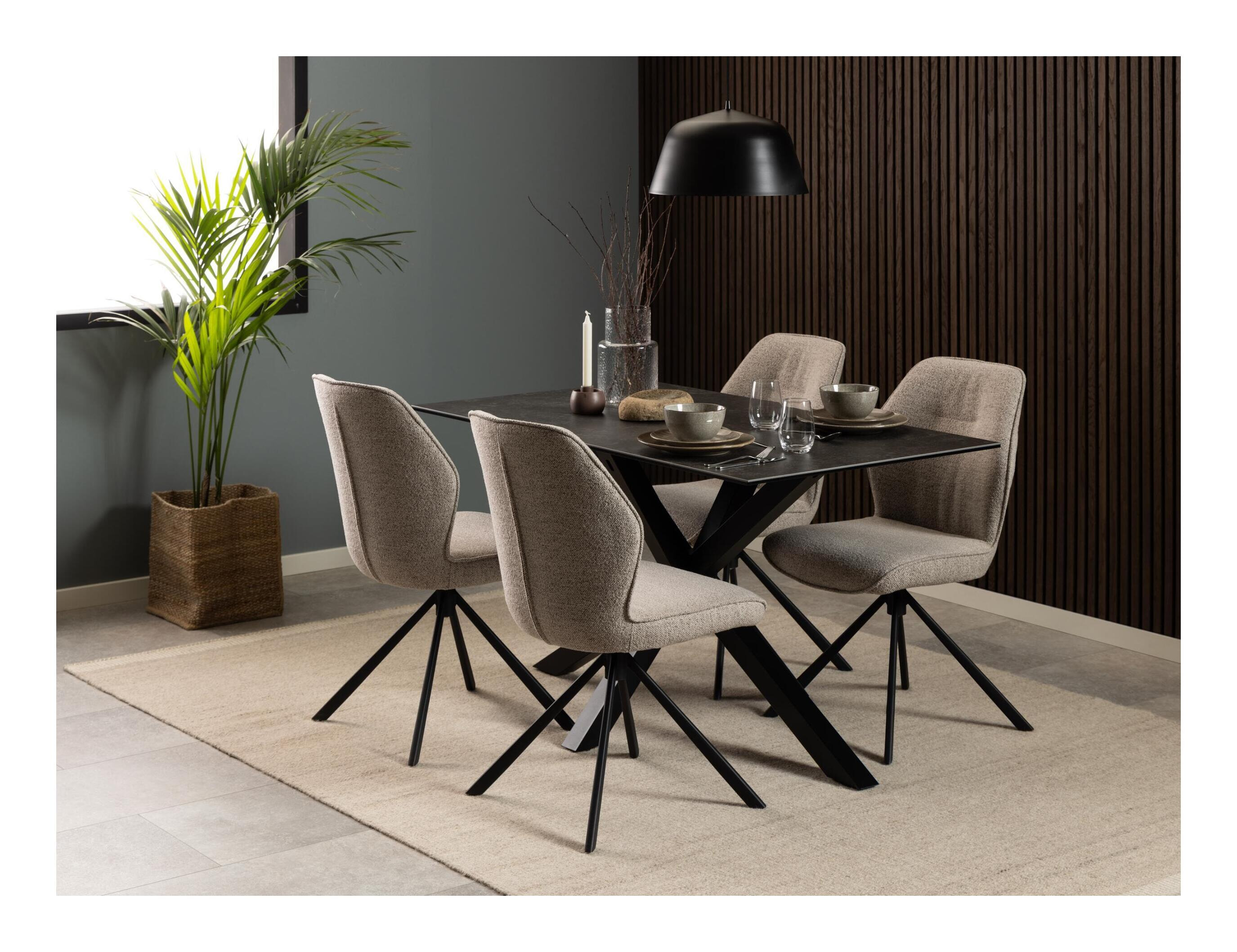 Bendt Eettafel 'Line' Keramiek, 135 x 80cm, kleur Zwart