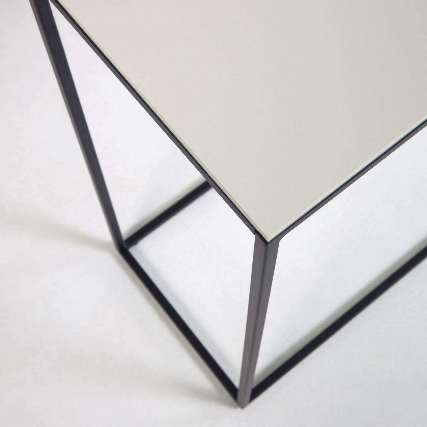 Kave Home Sidetable 'Rewena' Keramiek met marmer-look 110cm, kleur Wit