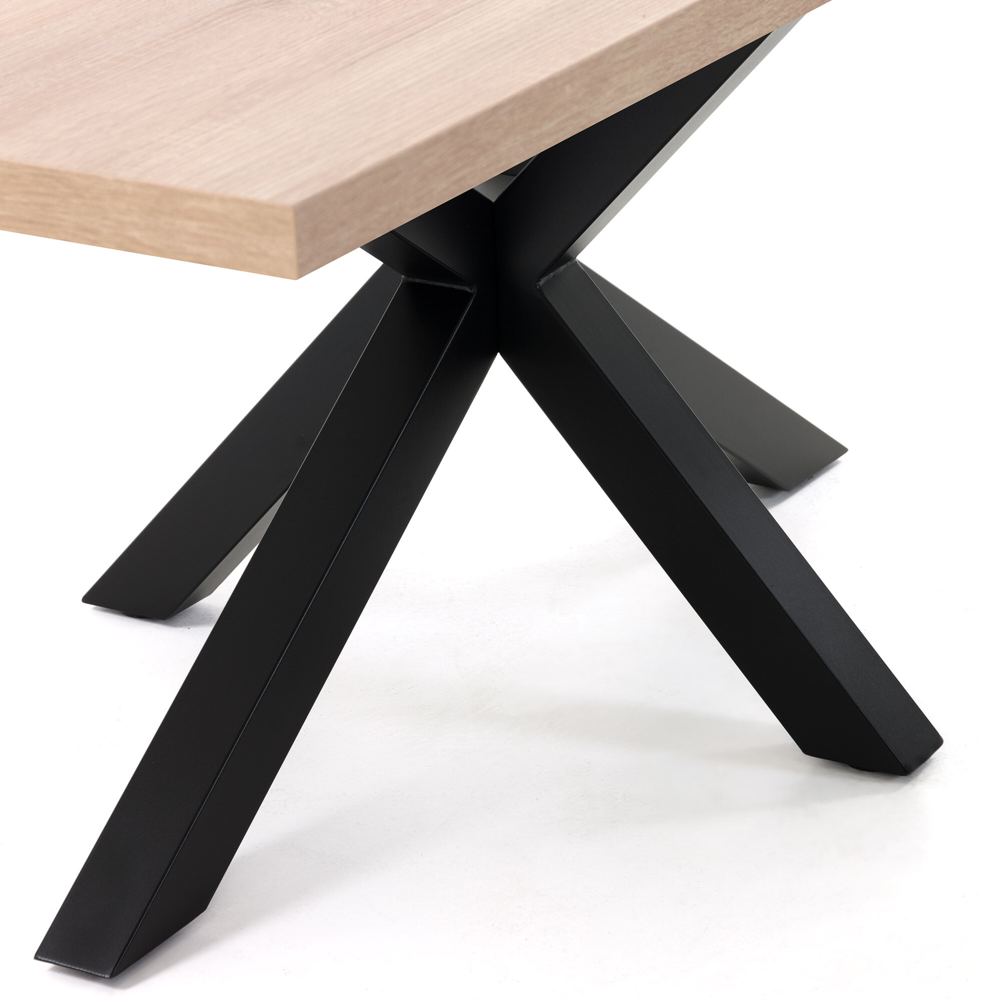 Kave Home Eettafel 'Argo' Zwart/Eiken, 160 x 100cm