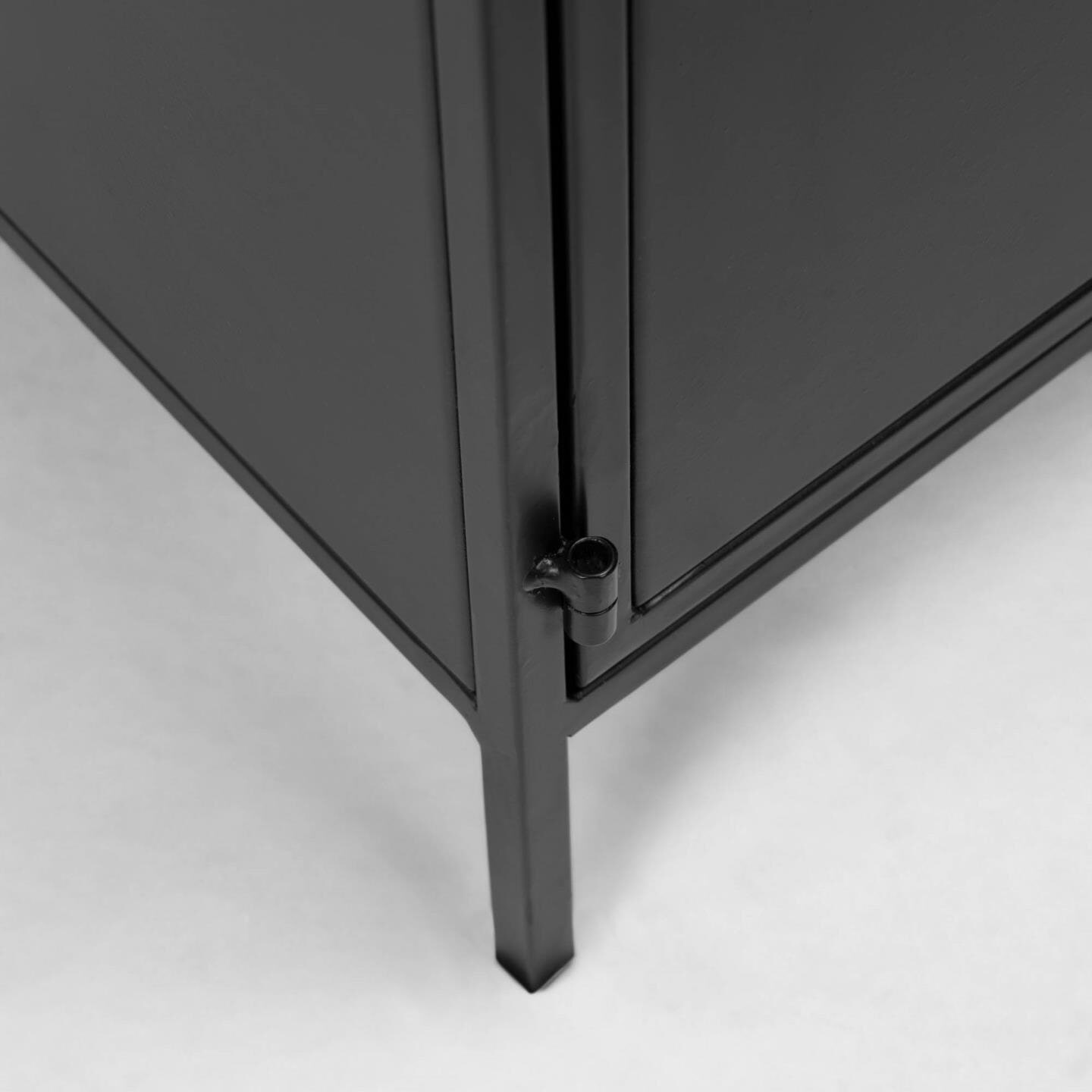 Kave Home Dressoir 'Shantay' Zwart metaal, 160cm