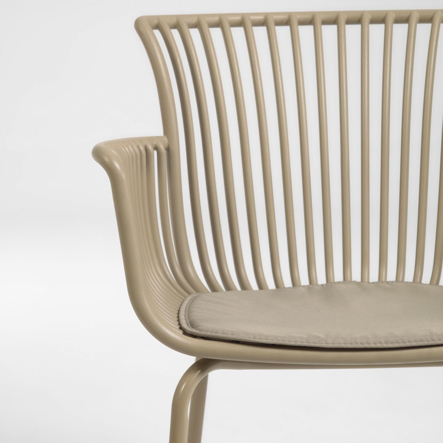 Kave Home Tuinstoel 'Surpika', kleur Beige
