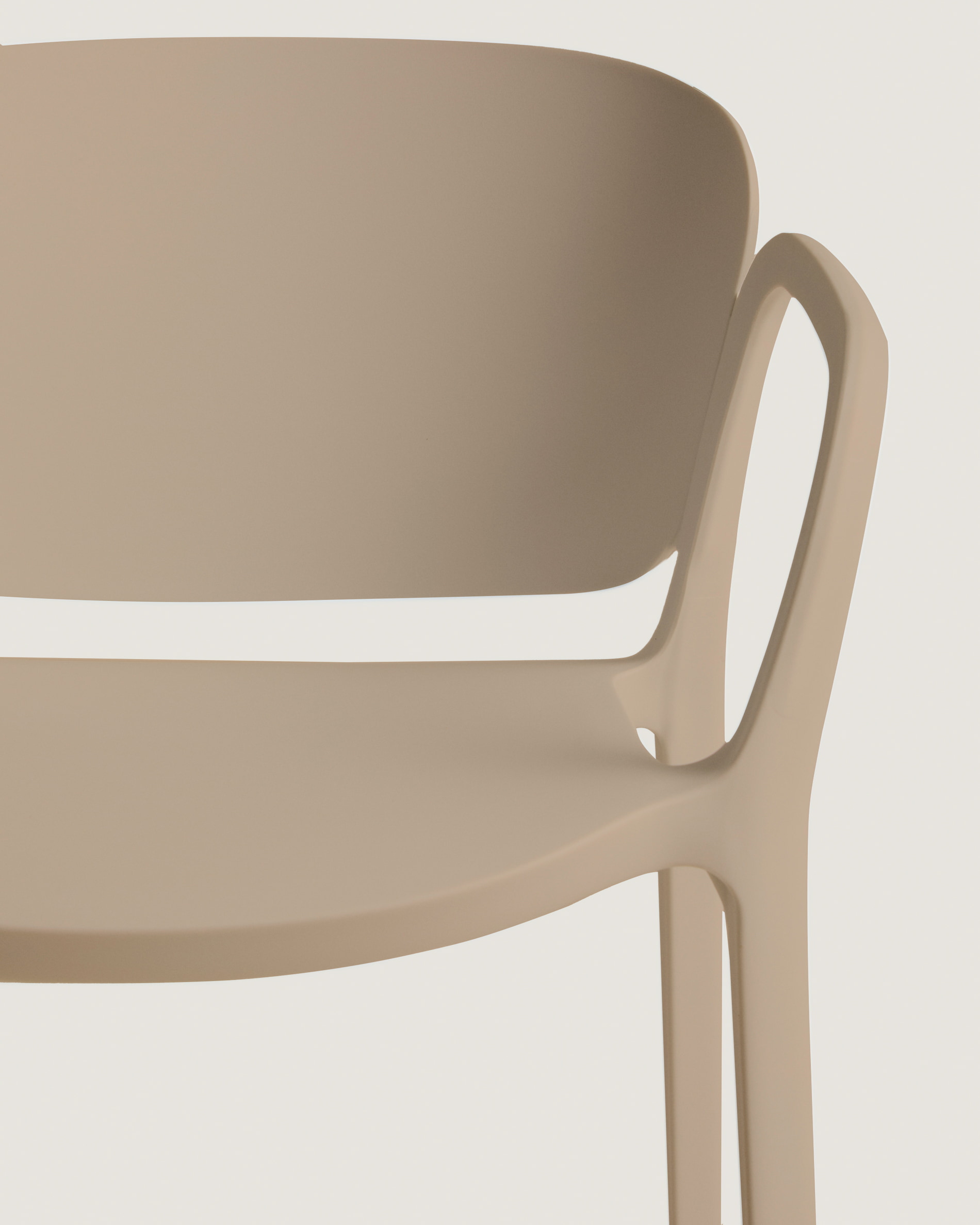 Kave Home Tuinstoel 'Ania' Kunststof, kleur Beige