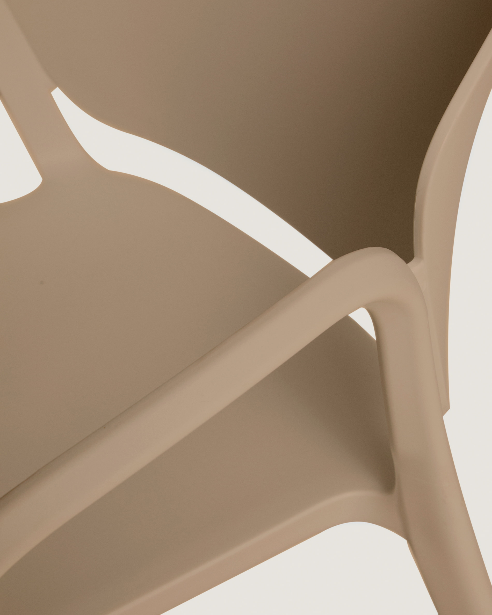 Kave Home Tuinstoel 'Ania' Kunststof, kleur Beige