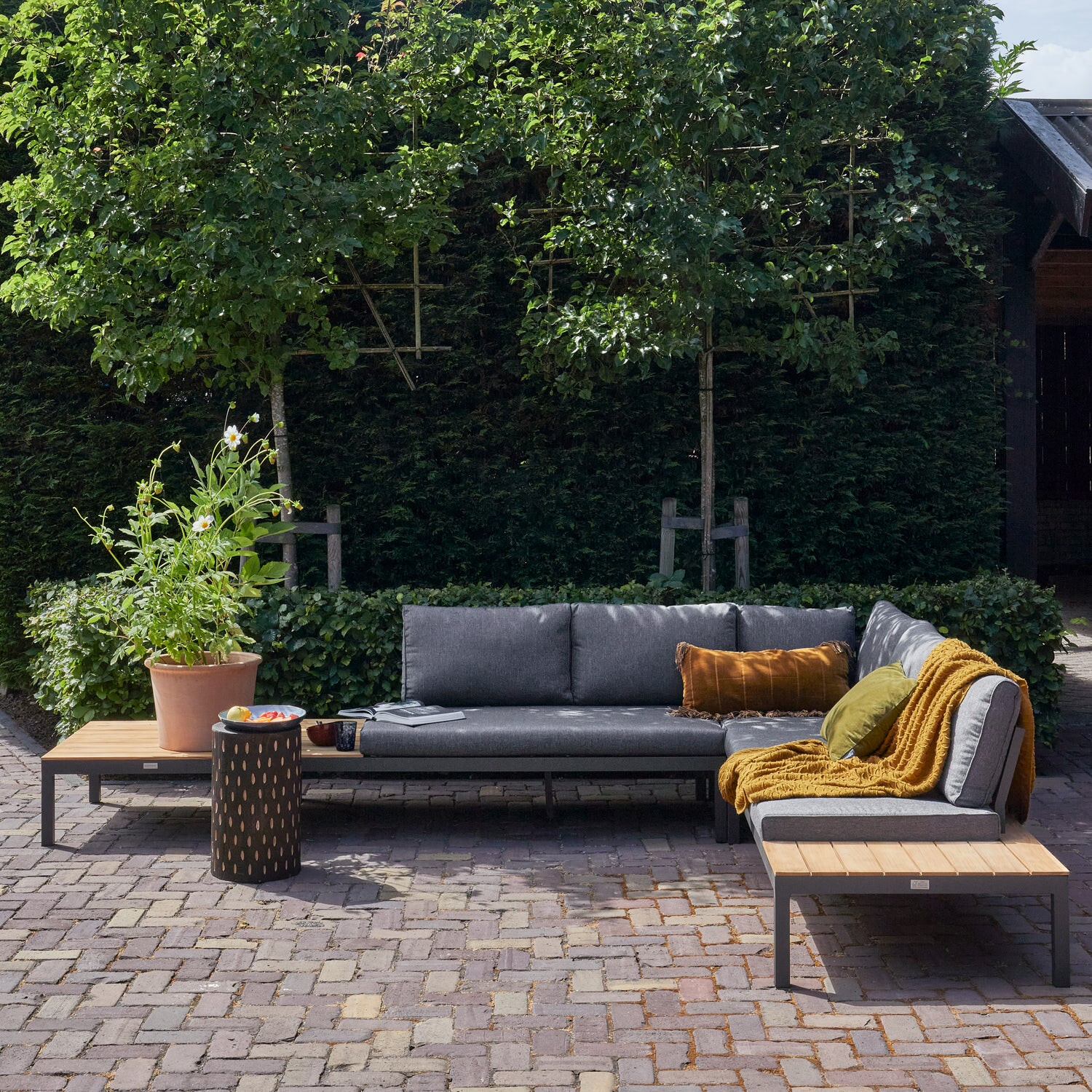 WOOOD Kruk/Bijzettafel 'Perry' Paulowniahout