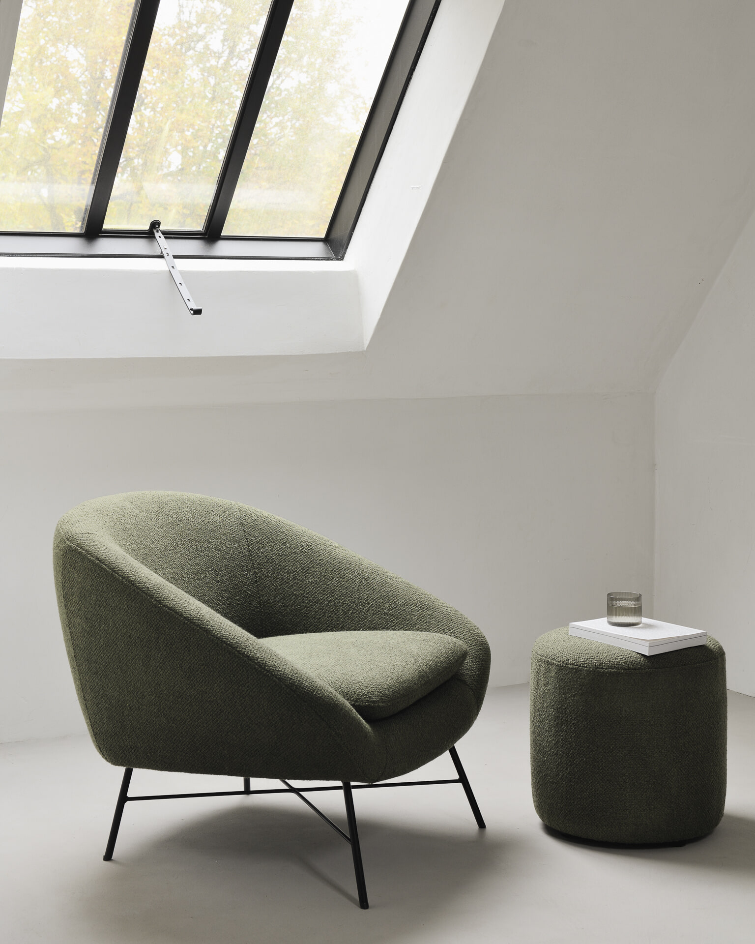 Ethnicraft Fauteuil 'Barrow' Structuurstof, kleur Pine Green