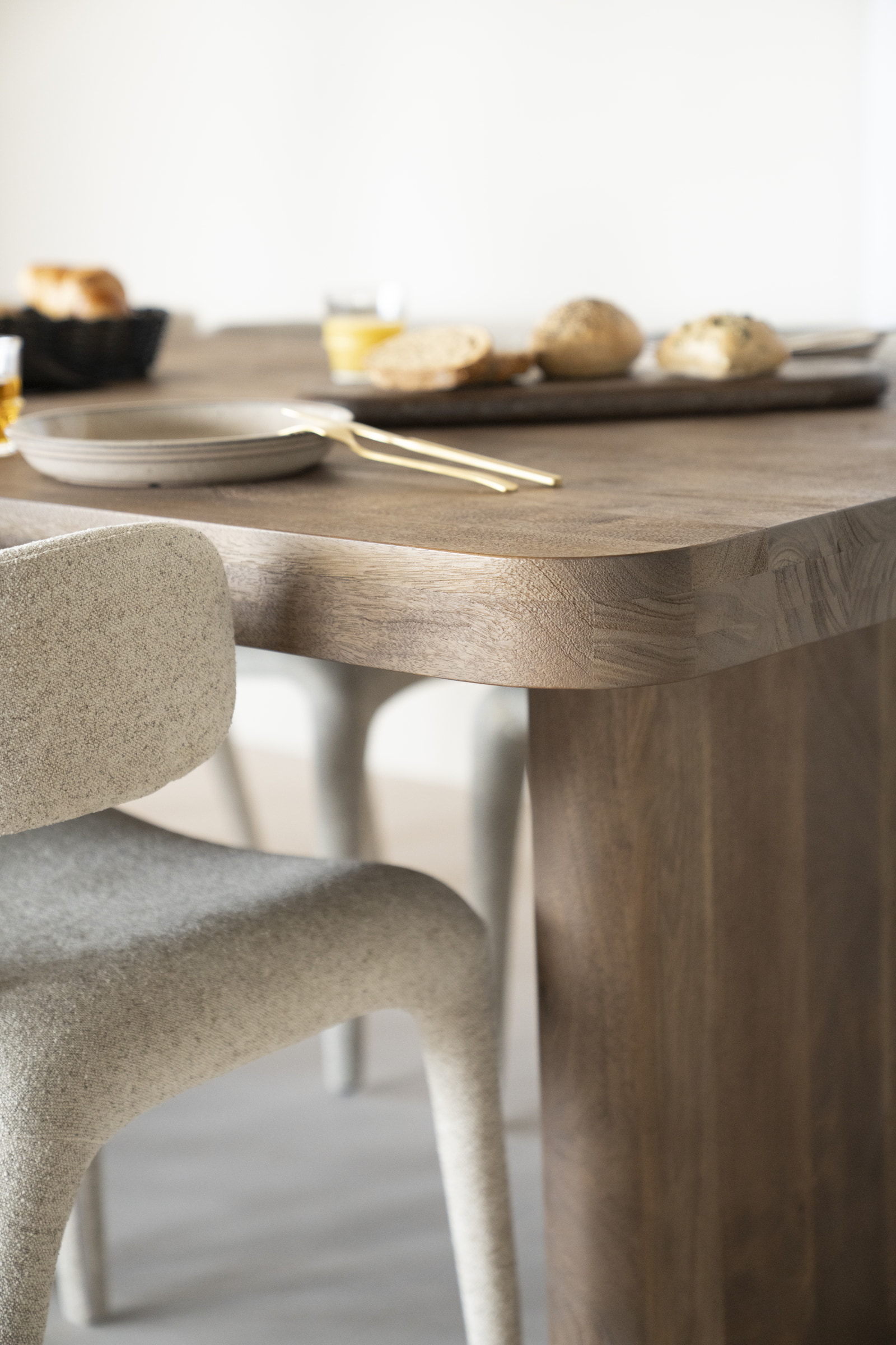 Eleonora Eettafel 'Edward' Mangohout, 300 x 110cm