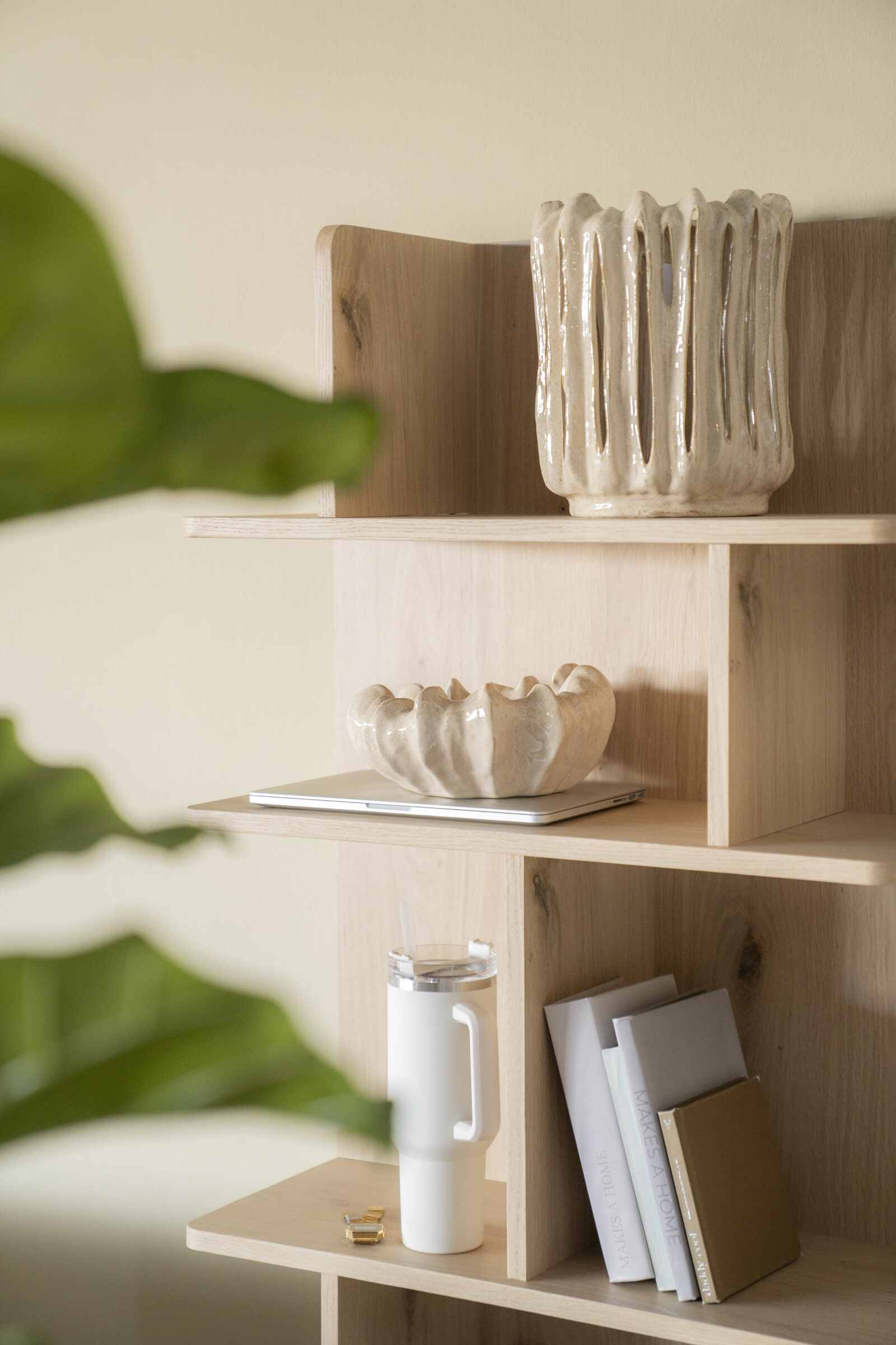 Eleonora Wandkast 'Renee' Eiken, 160 x 70cm