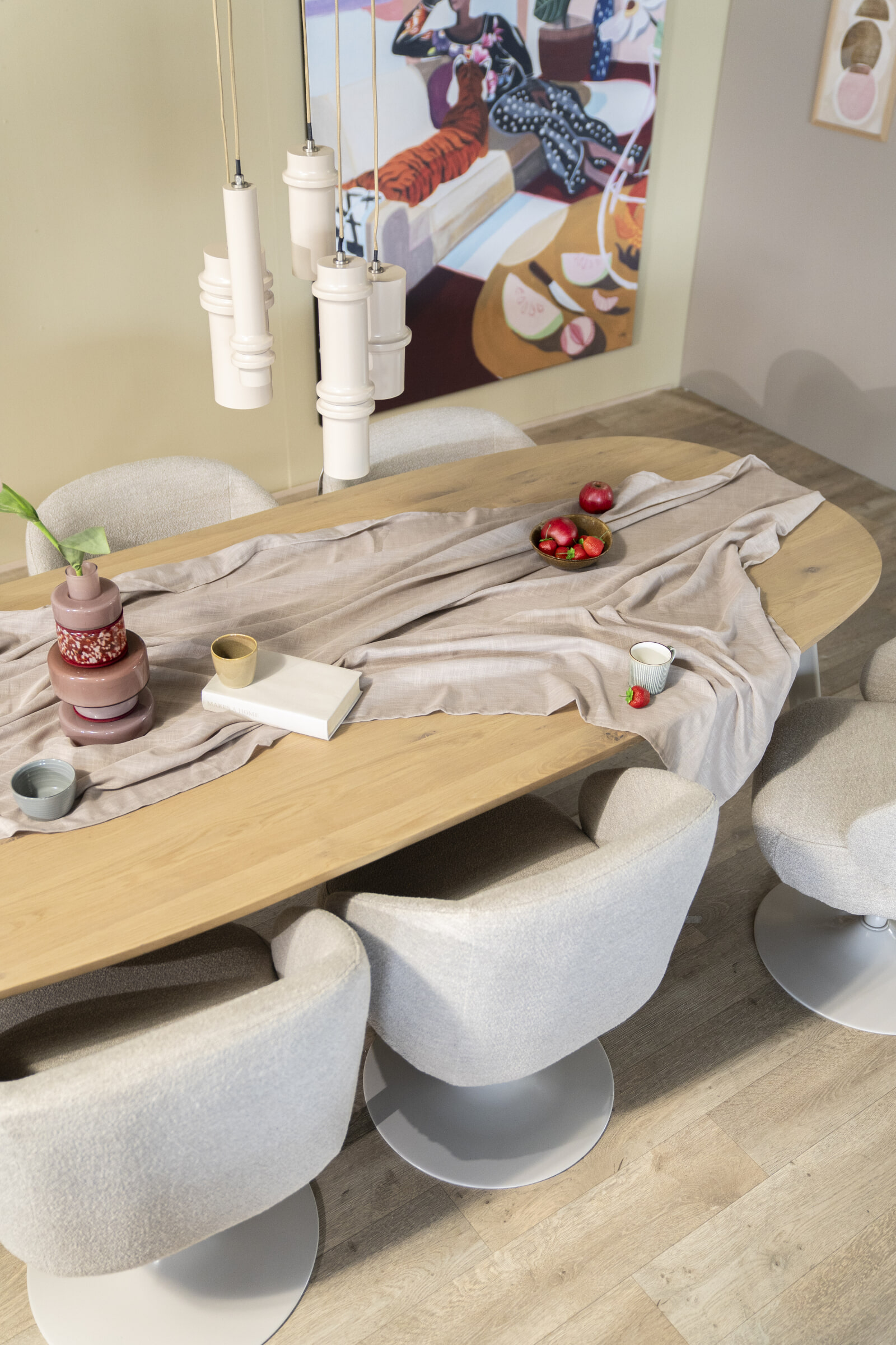 Eleonora Deens Ovale Eettafel 'Dion' Eiken, 260 x 110cm
