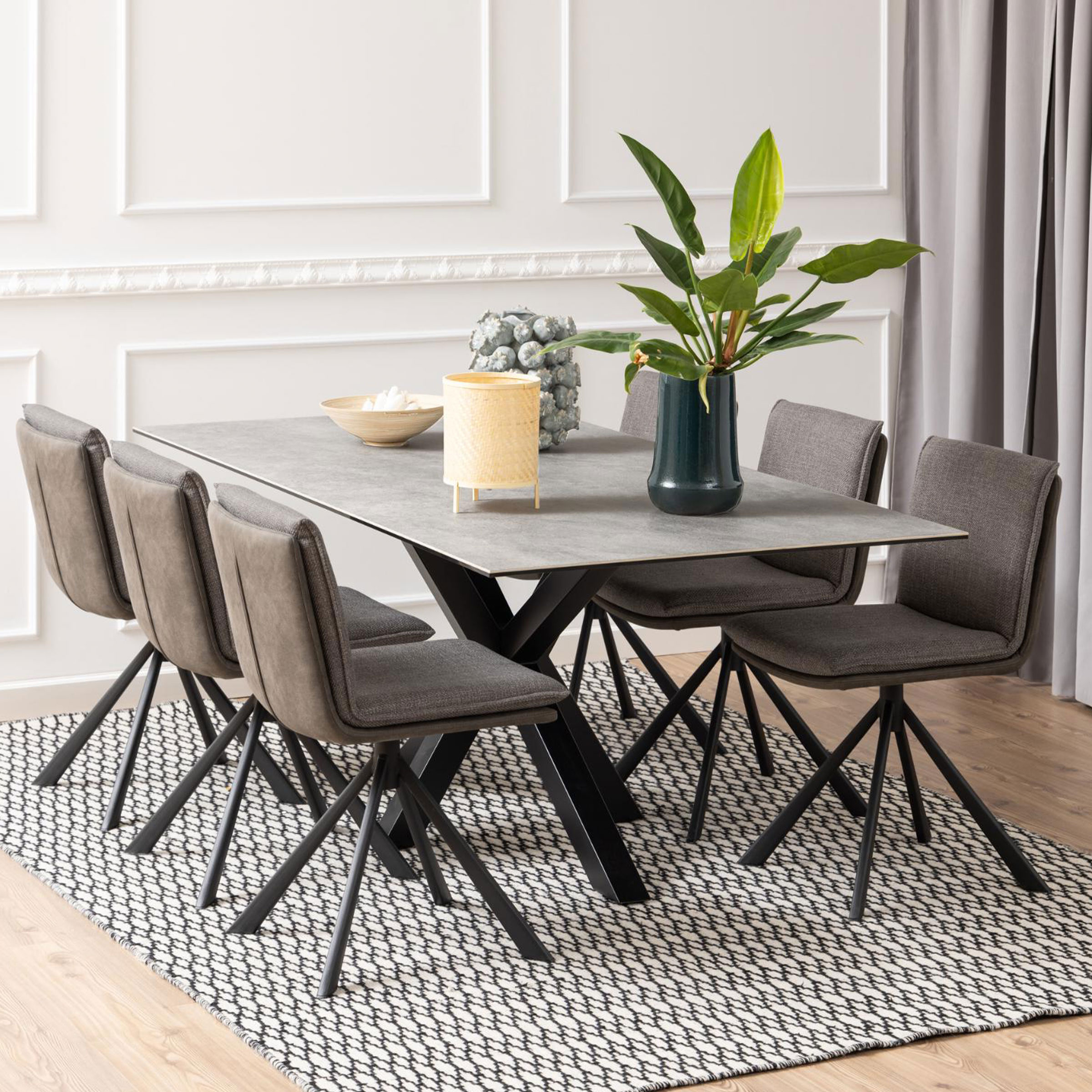 Bendt Eettafel 'Line' Keramiek, kleur Grijs