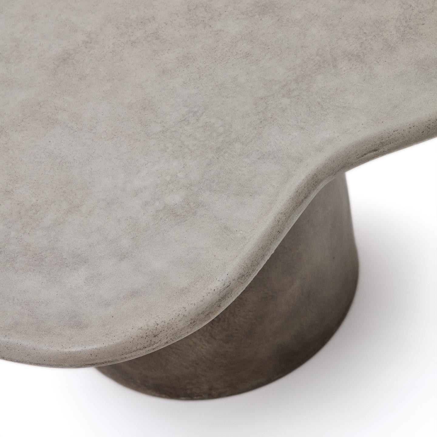 Kave Home Organische Salontafel 'Macarella' Beton, 83 x 77cm, kleur Grijs