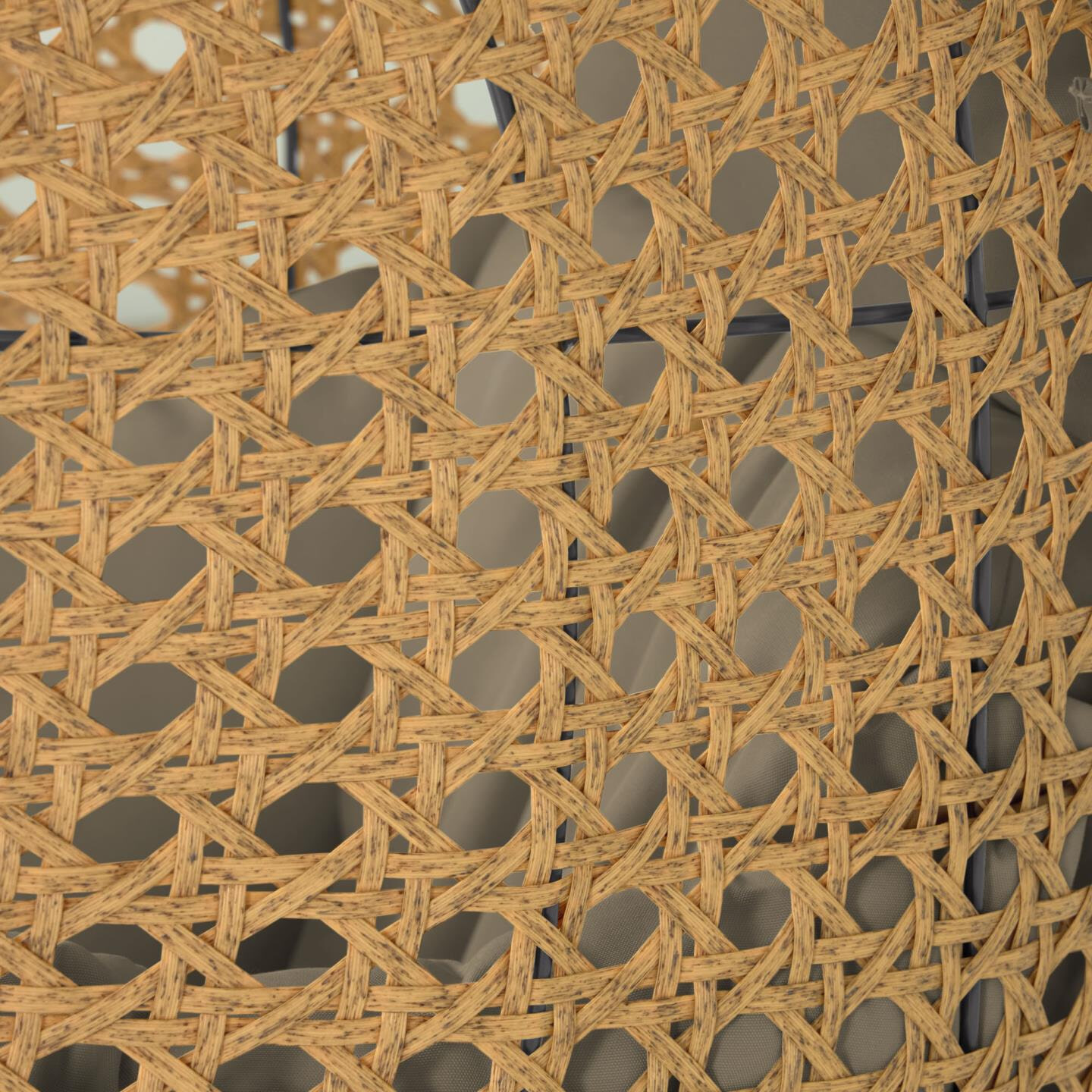Kave Home Hangstoel met standaard 'Cira' kleur Naturel/Donkergrijs