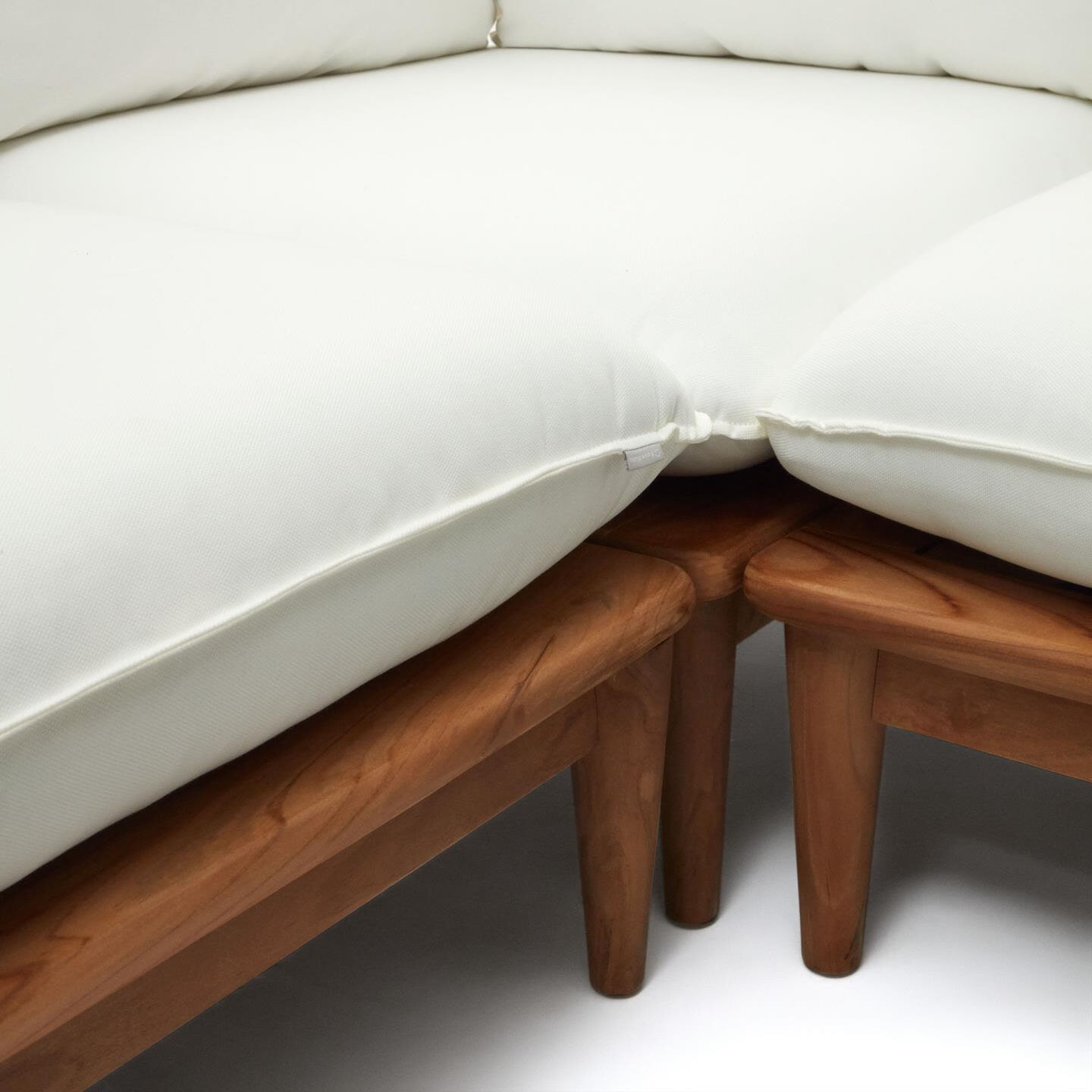 Kave Home Modulaire Loungeset 'Portitxol' Teakhout, Met 1 hoekfauteuil, 4 fauteuils en salontafel