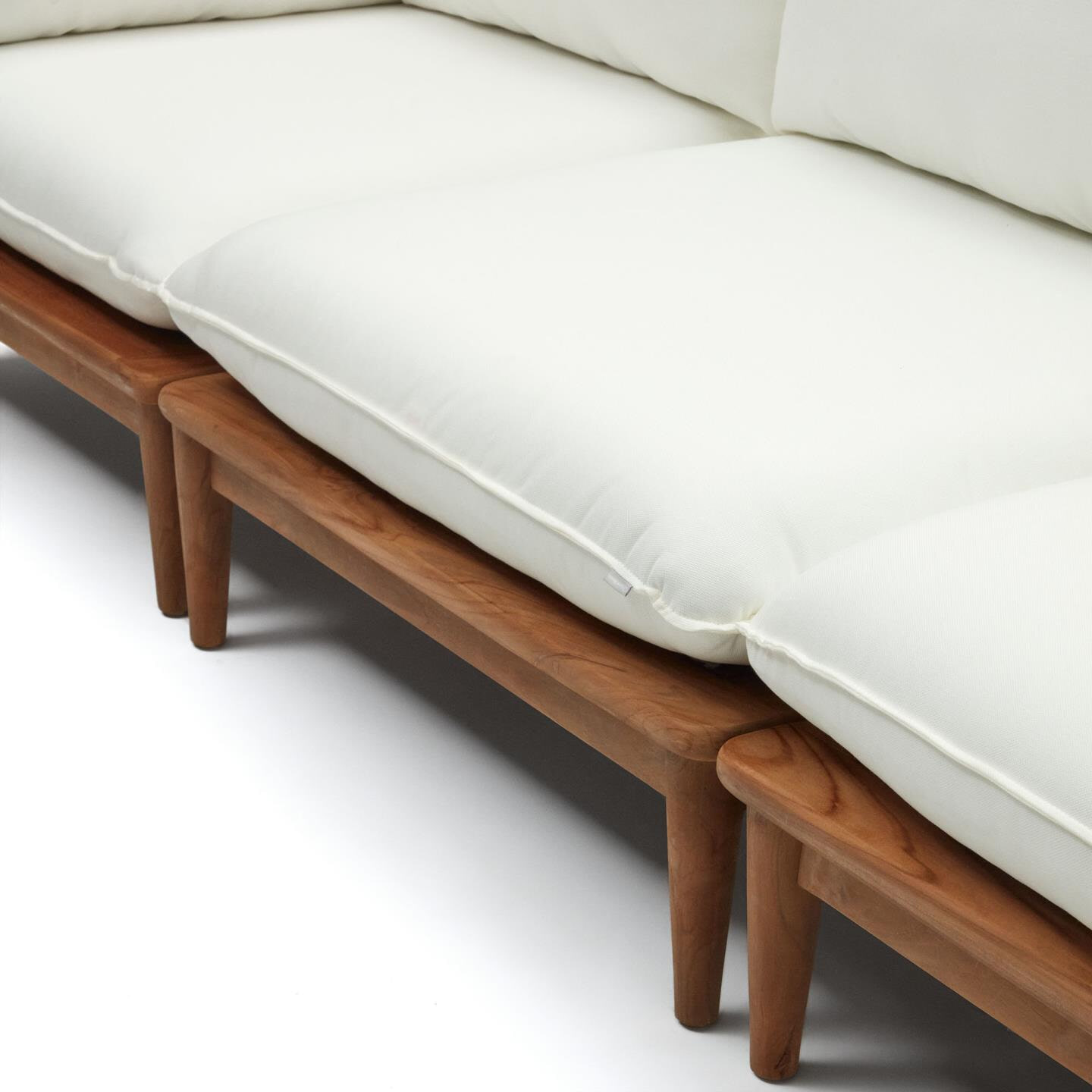 Kave Home Modulaire Loungeset 'Portitxol' Teakhout, Met 2 hoekfauteuils, 2 fauteuils en 2 salontafels