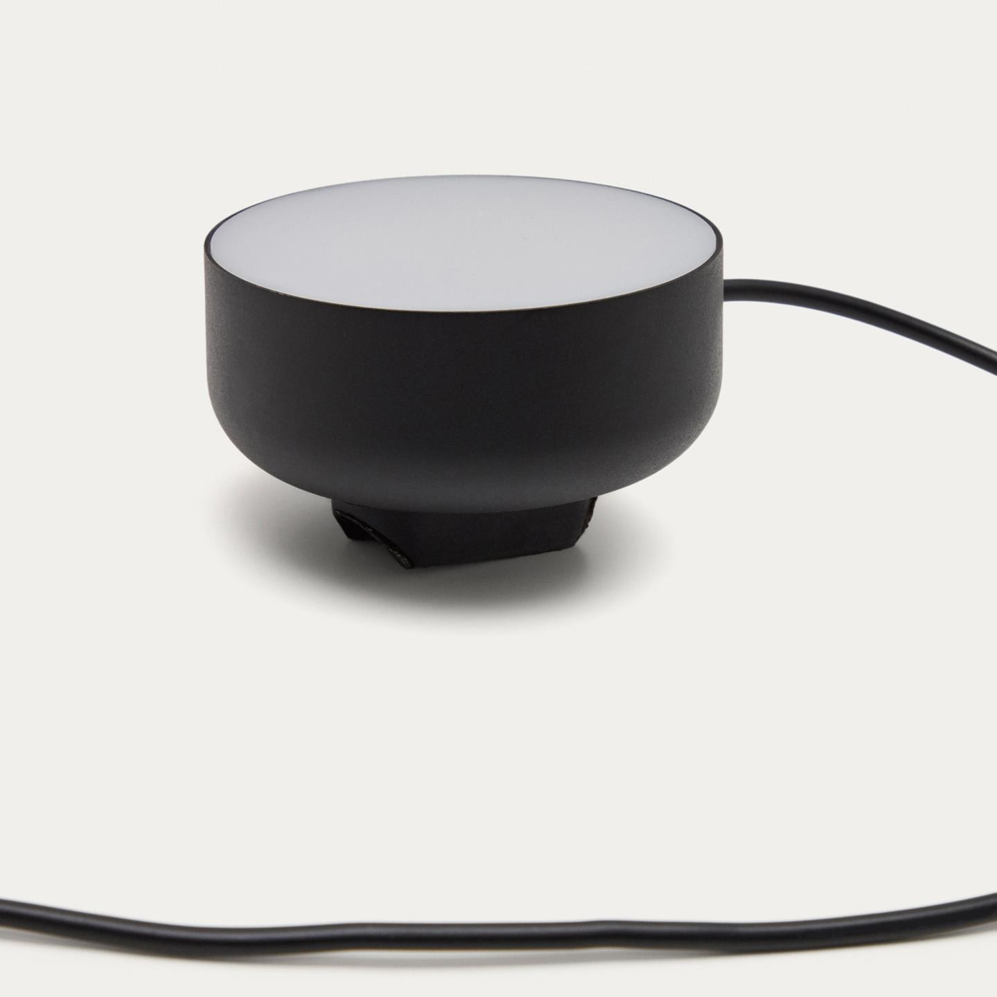 Kave Home Wandlamp 'Orey' Met verplaatsbare spot, kleur Zwart