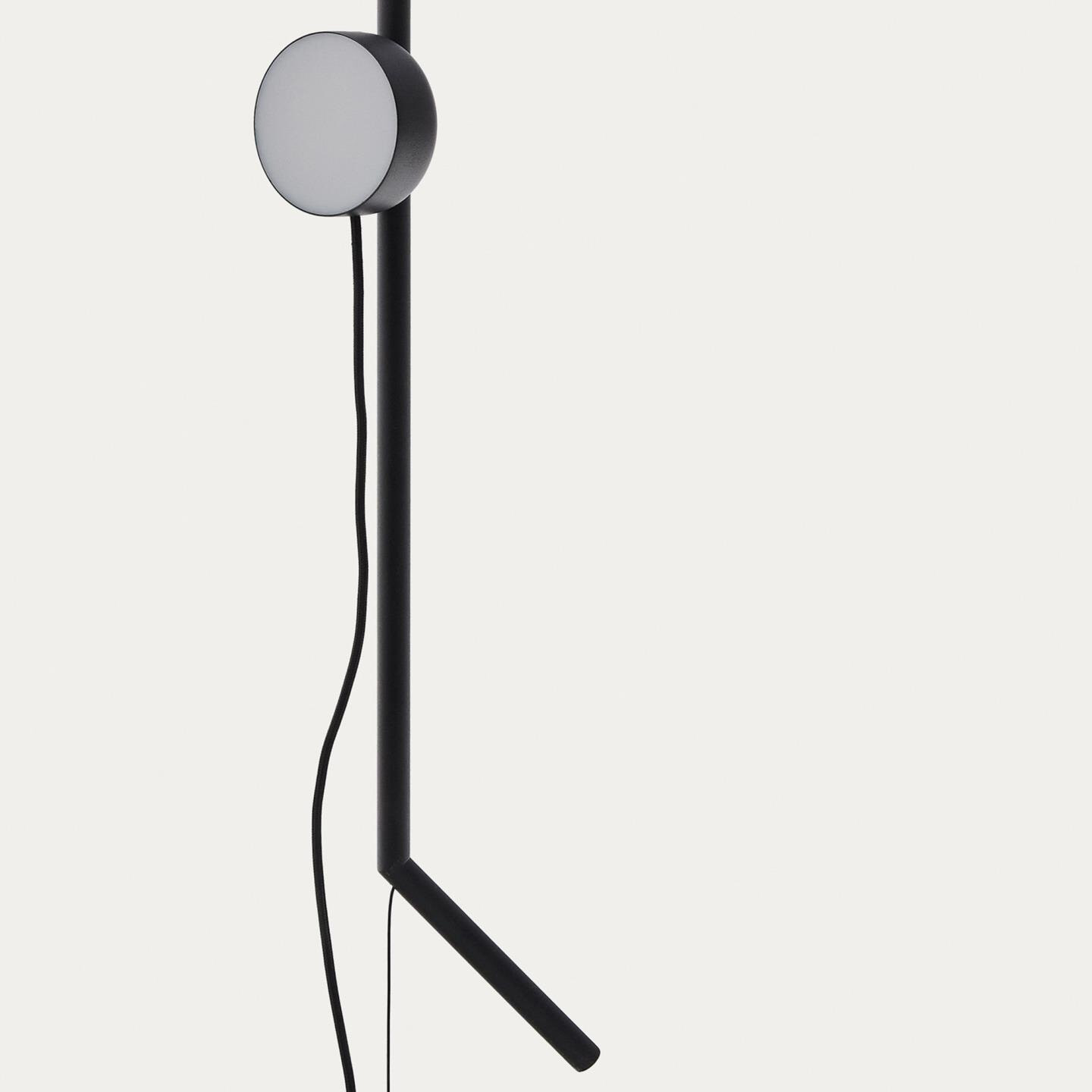 Kave Home Hanglamp/Vloerlamp 'Orey' Met verplaatsbare spot, kleur Zwart