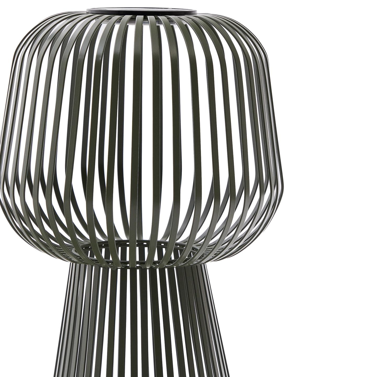 Kave Home Vloerlamp 'Reiba' Op zonne-energie, kleur Donkergroen