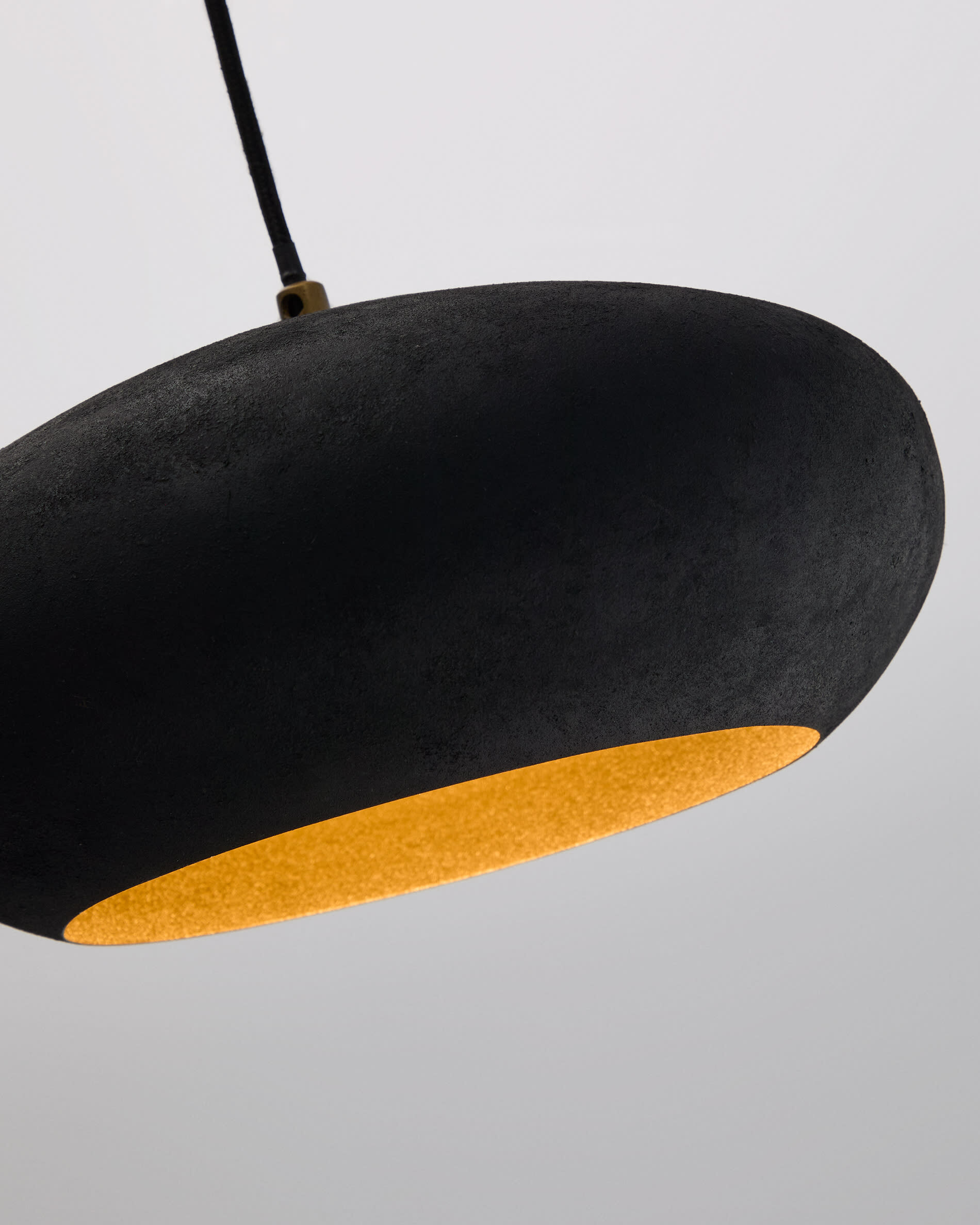 Kave Home Hanglamp 'Inda' Terracotta look, kleur Zwart