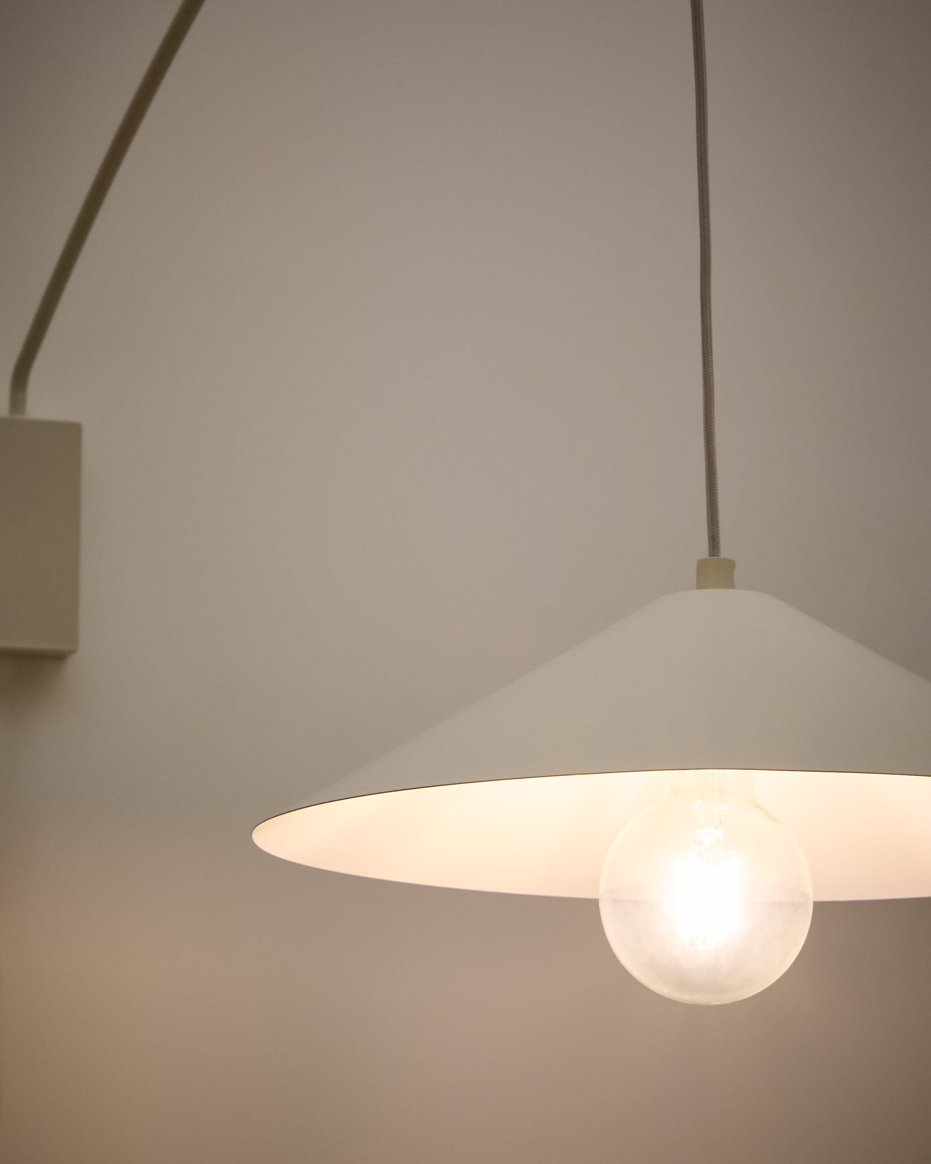Kave Home Wandlamp 'Kally' kleur Beige