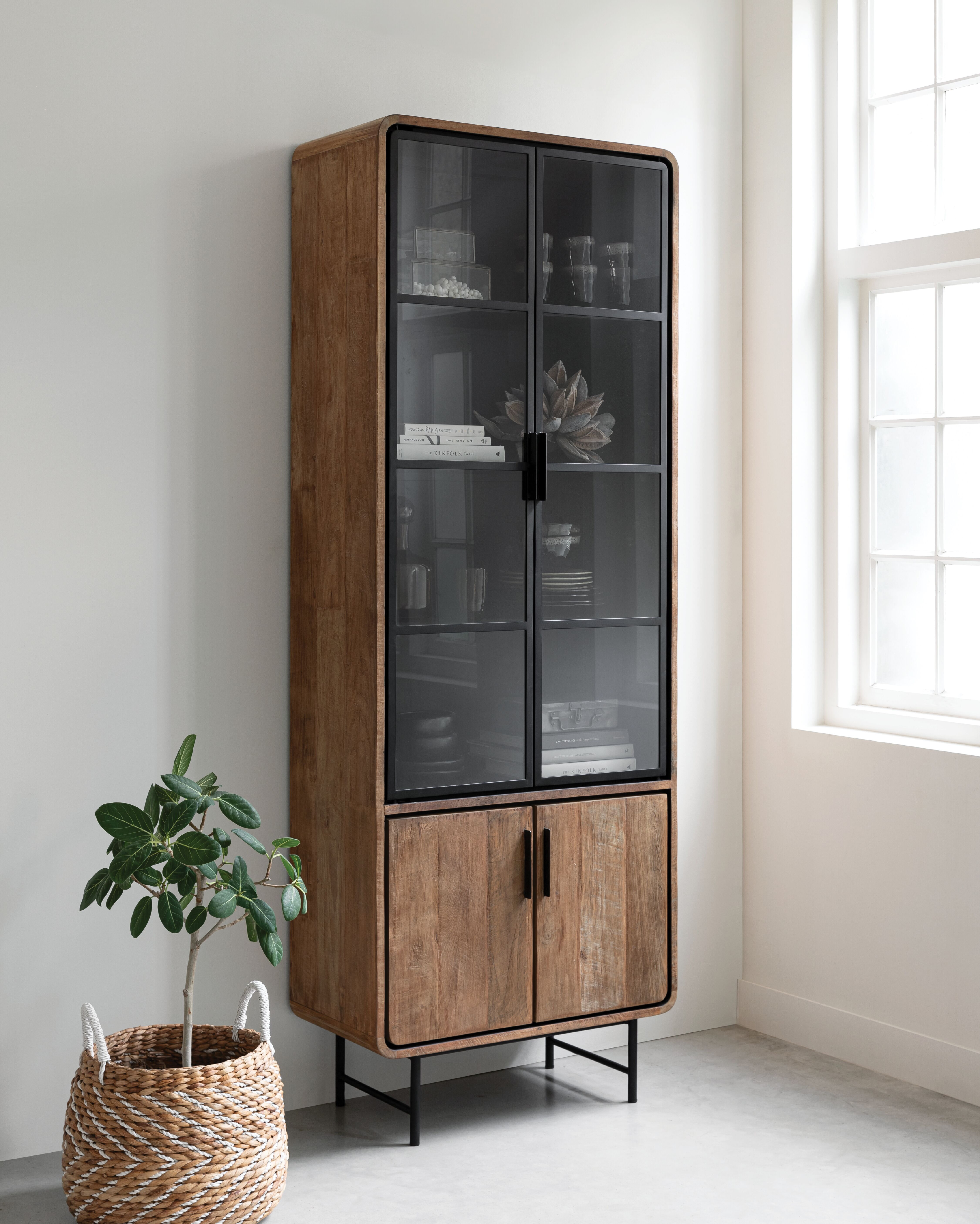 DTP Home Vitrinekast 'Evo' Teakhout, 220 x 80cm