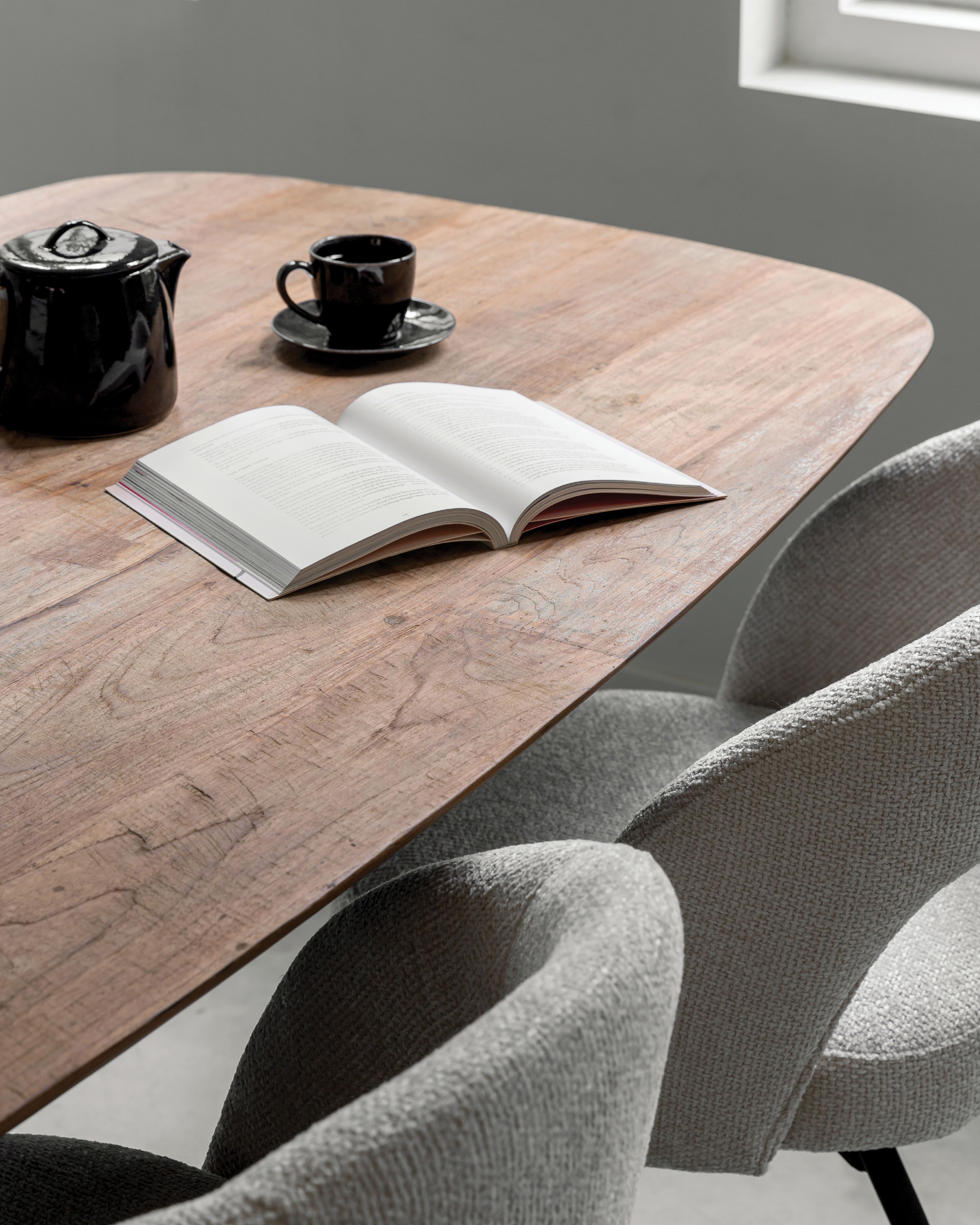 DTP Home Eettafel 'Evo' Deens ovaal, Teakhout, 260 x 110cm