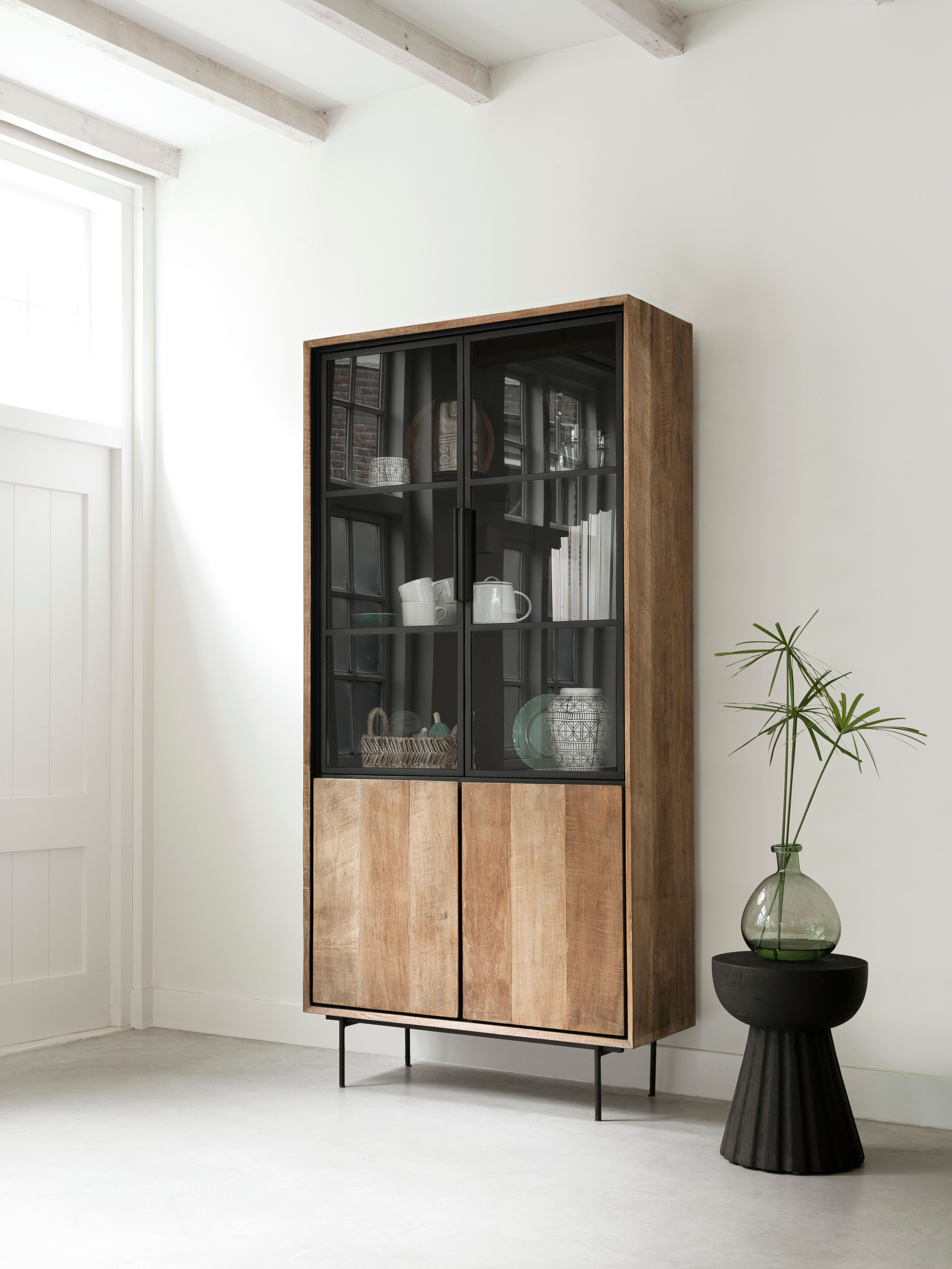 DTP Home Vitrinekast 'Metropole' Teakhout, 210 x 100cm