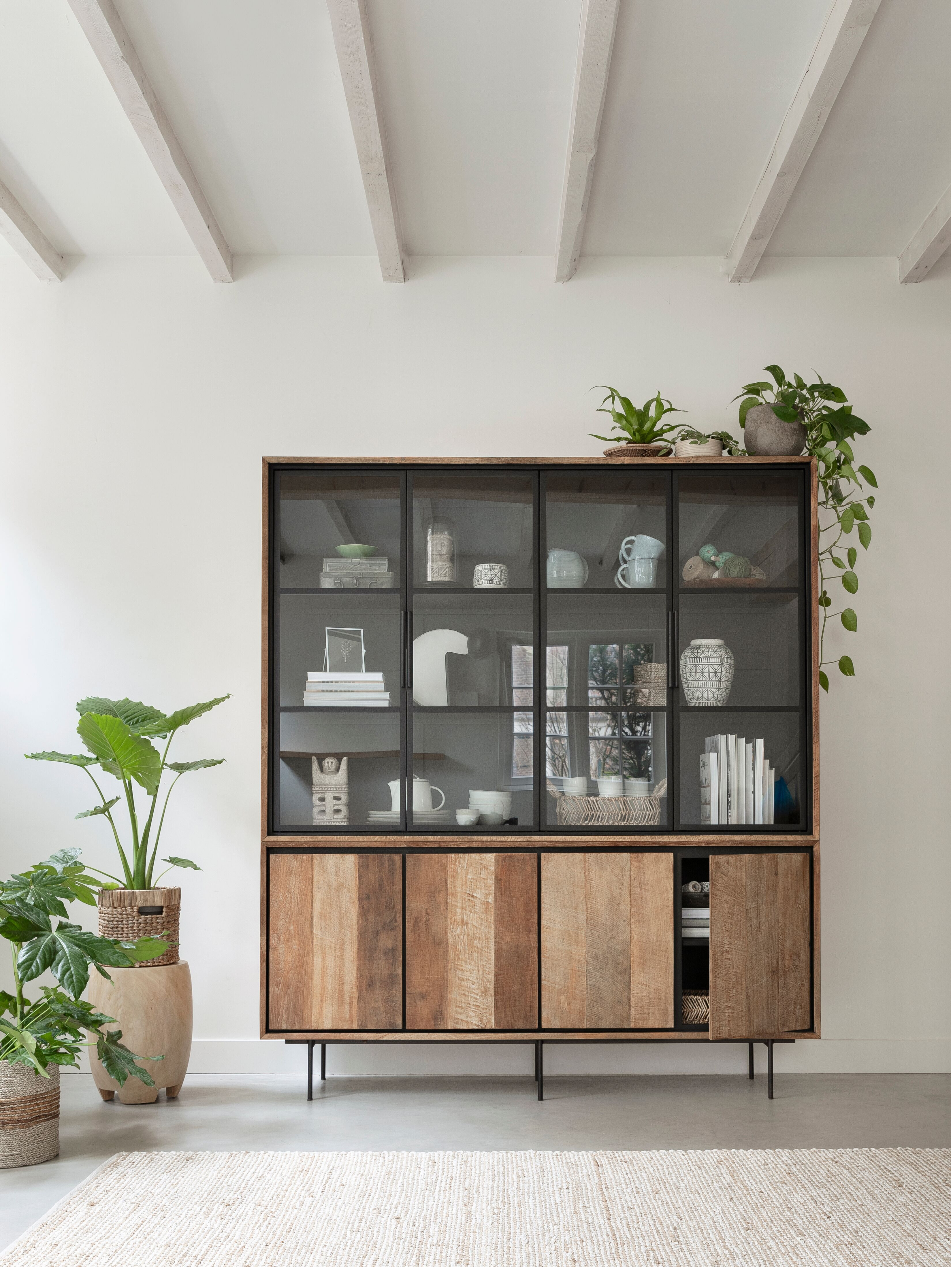 DTP Home Vitrinekast 'Metropole' Teakhout, 210 x 180cm