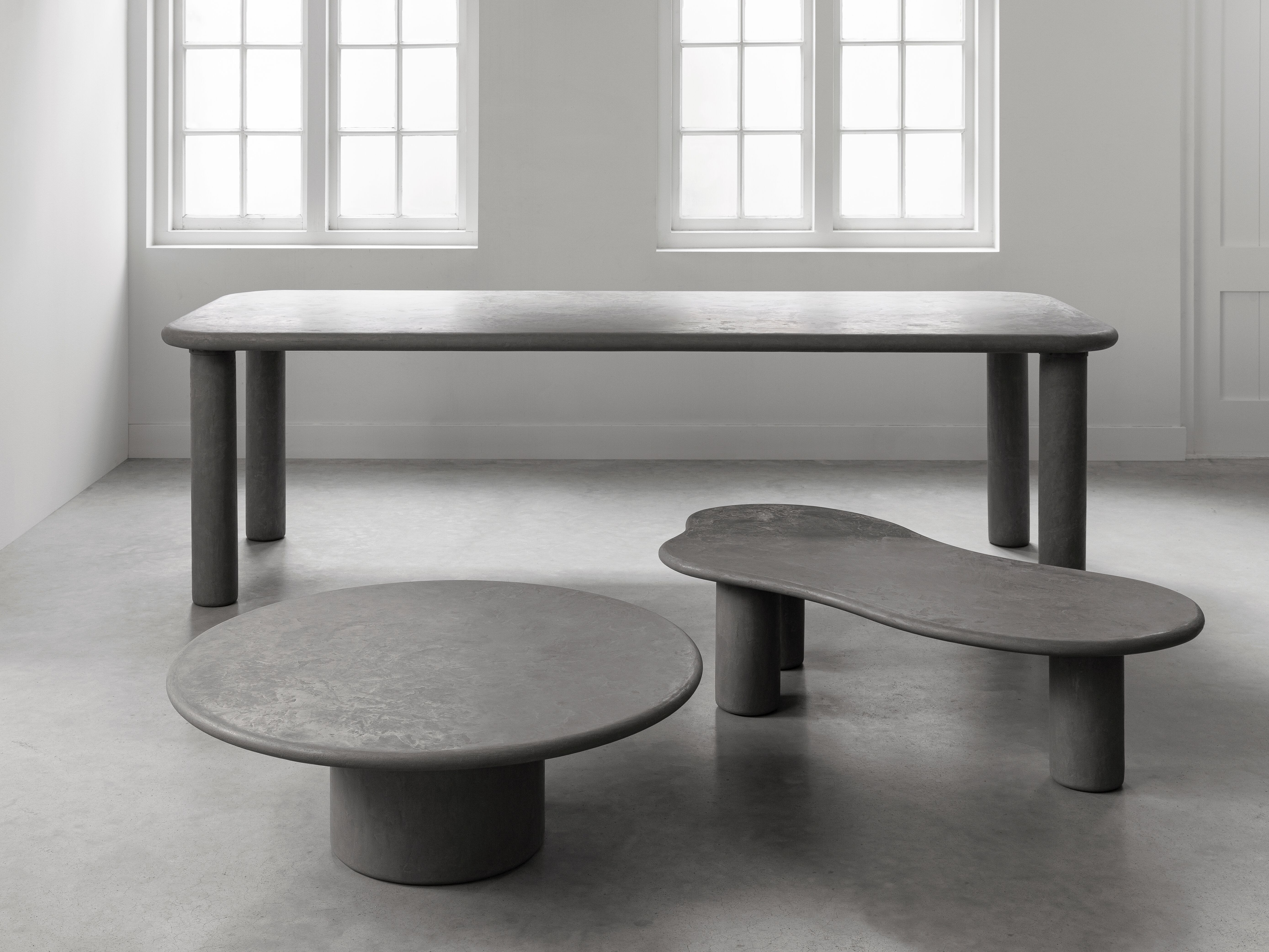 DTP Home Organische Salontafel 'Curva' Betonlook, 130 x 69cm, kleur Grijs