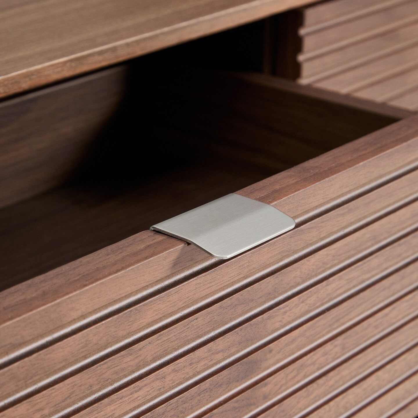 Kave Home Sidetable 'Norlen' Walnootfineer, 120cm