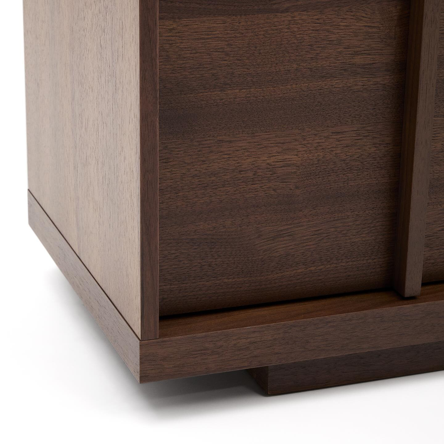 Kave Home Dressoir 'Onix' Notenfineer, 200cm