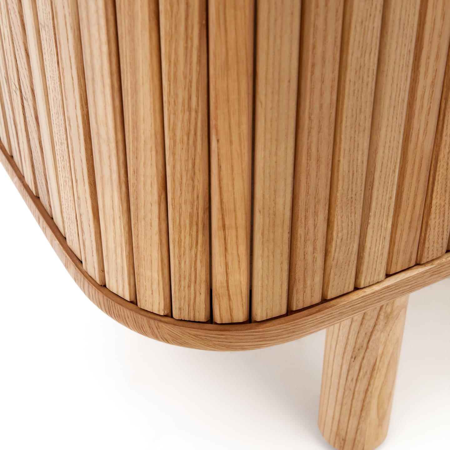 Kave Home Opbergkast 'Mailen' Essenhout, 140 x 110cm, kleur Naturel