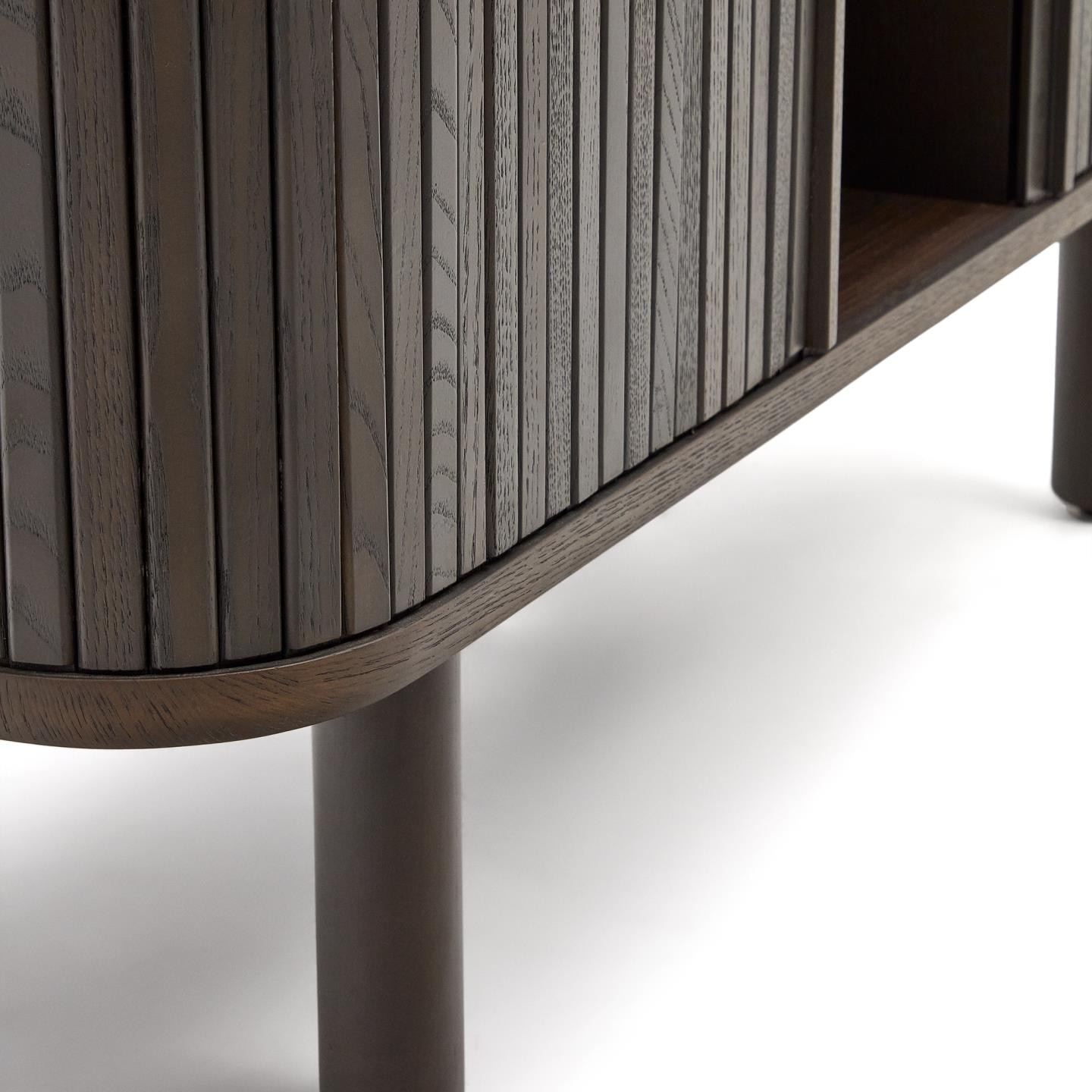 Kave Home Opbergkast 'Mailen' Essenhout, 140 x 110cm, kleur Donkerbruin