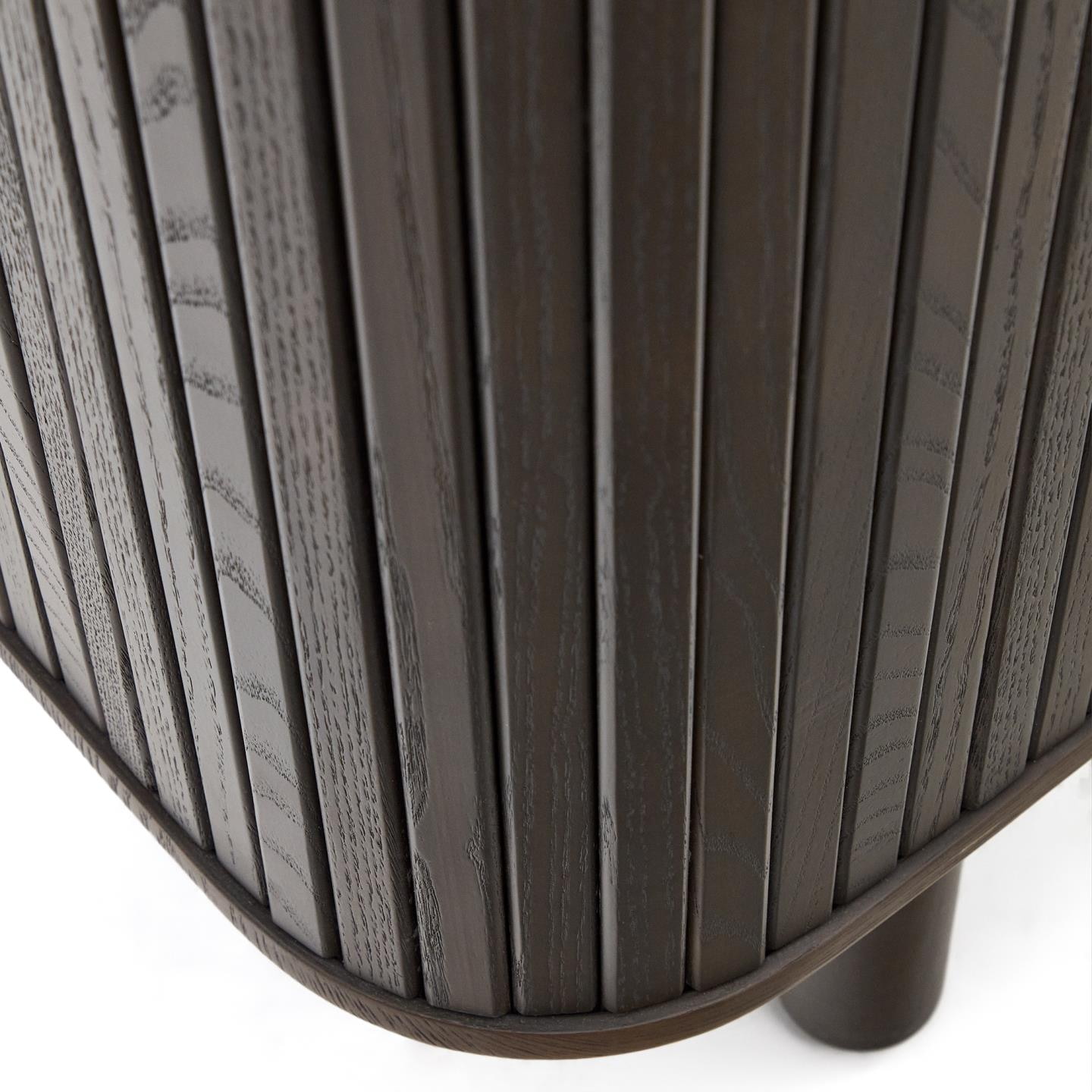 Kave Home Opbergkast 'Mailen' Essenhout, 140 x 110cm, kleur Donkerbruin
