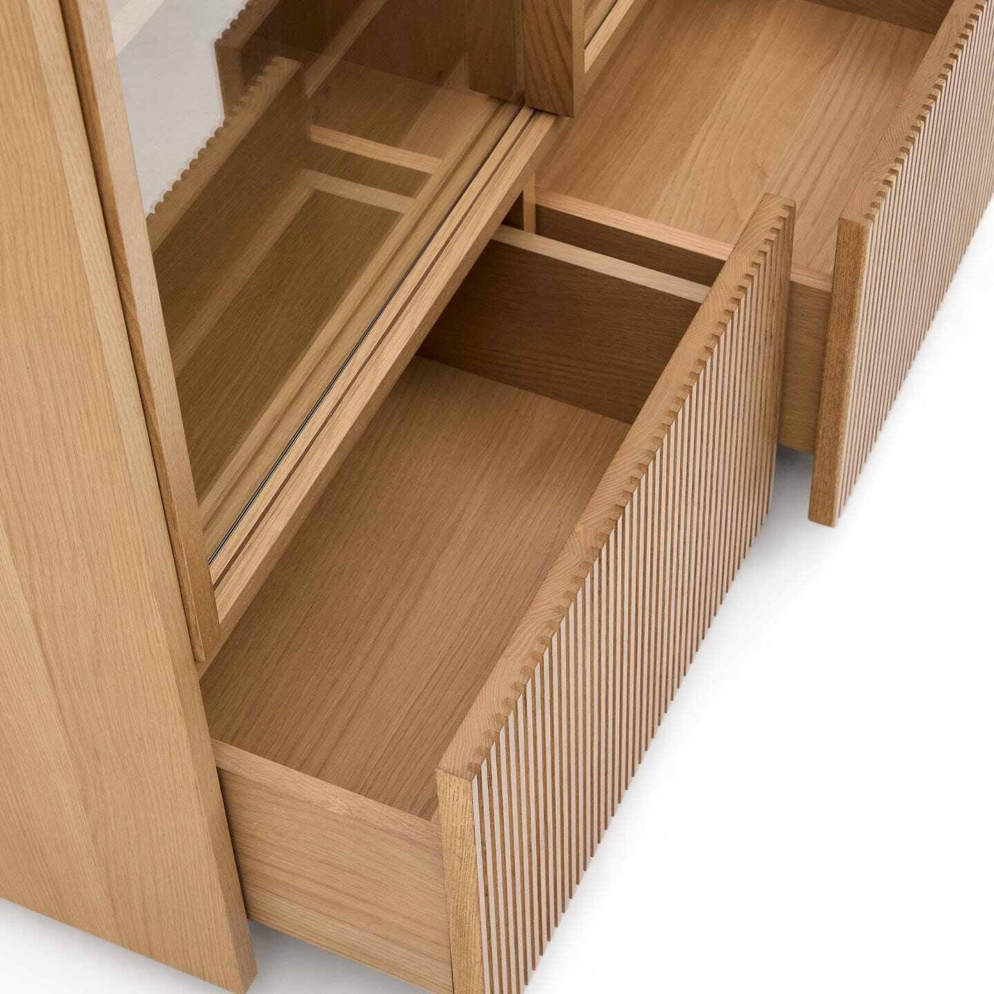 Kave Home Vitrinekast 'Helvine' Eiken en glas, 174 x 100cm