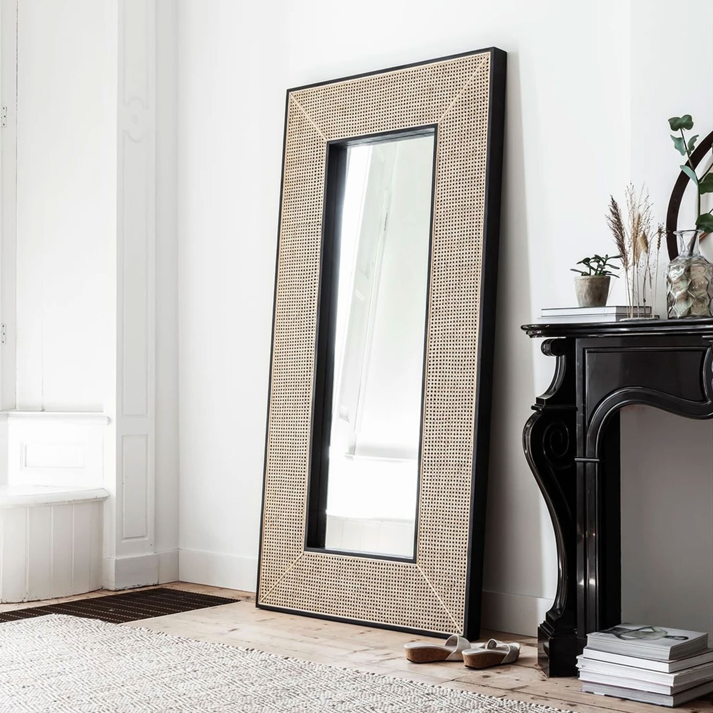MUST Living Spiegel Raffles Rotan en hout, 200 x 104cm - Zwart, Naturel