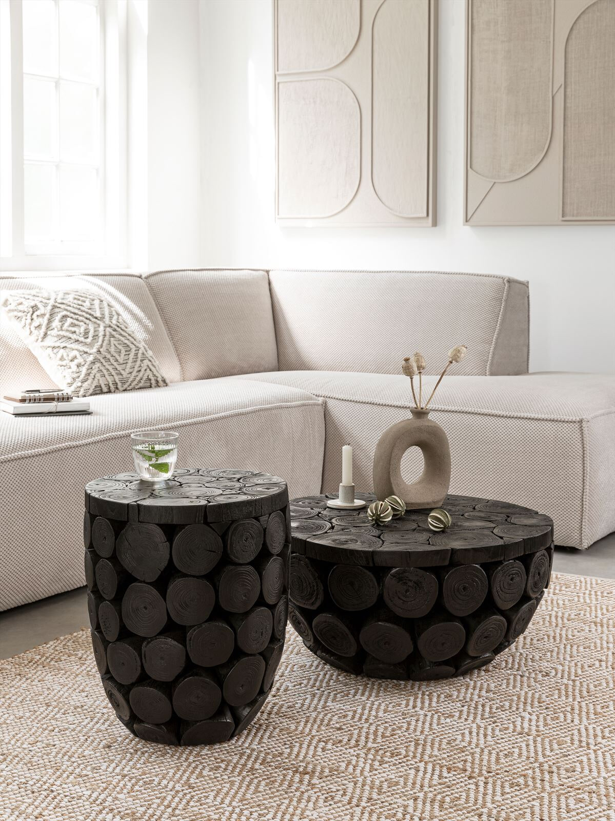 MUST Living Rond Salontafel 'Cone' Teakhout, 62cm, kleur Zwart
